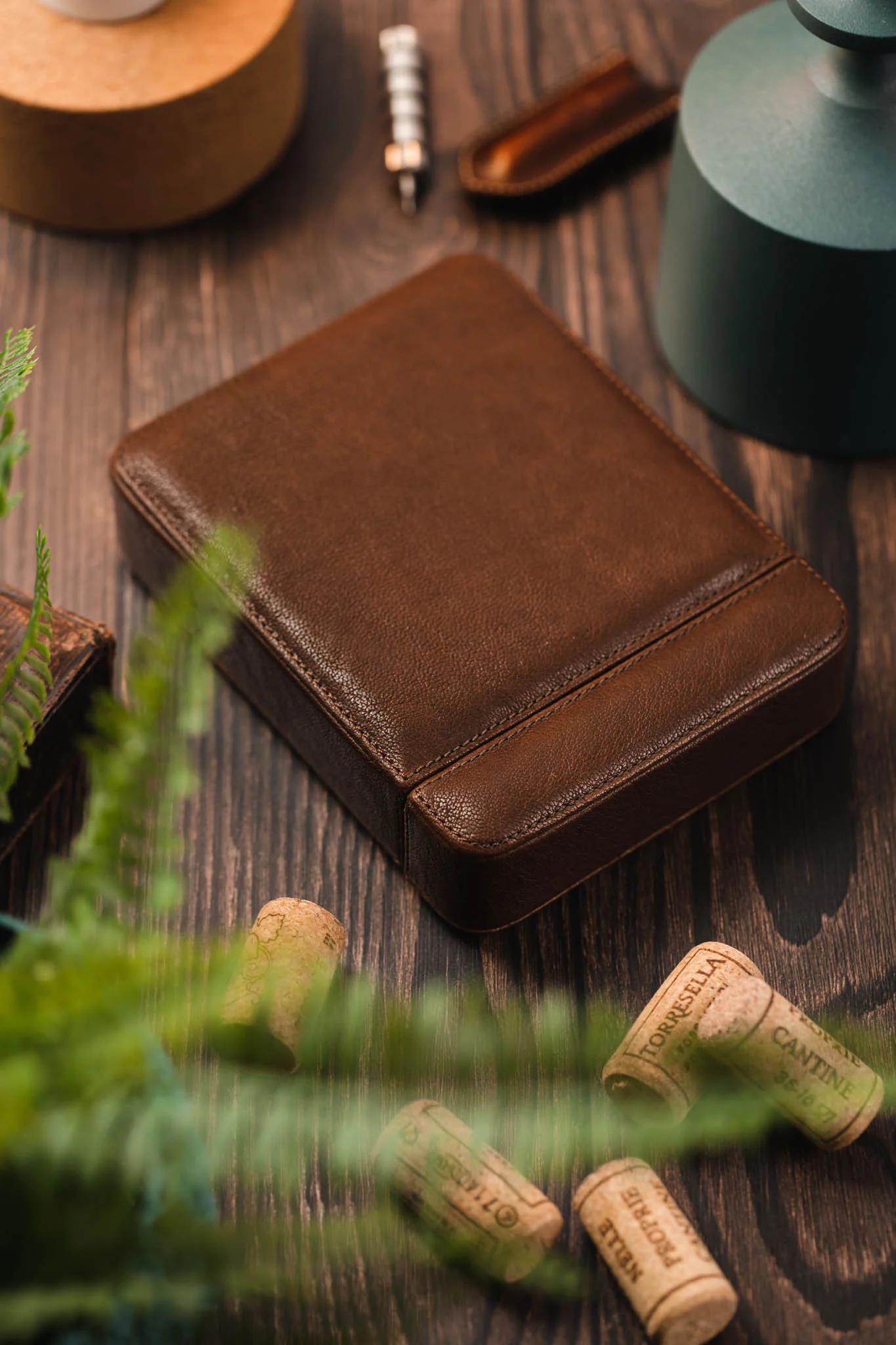 JPM 2-Watch Leather Sliding Storage Case in AGED BROWN - Image 4