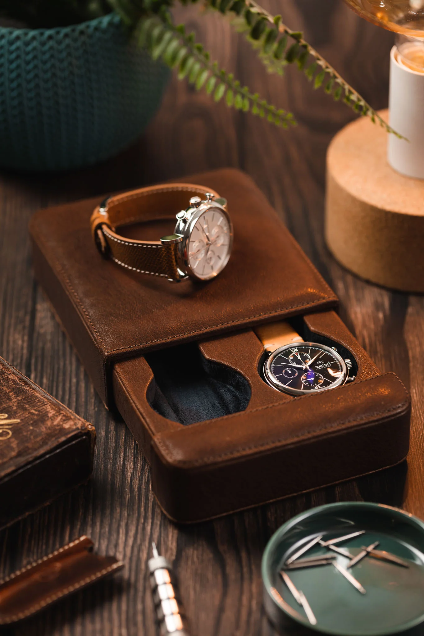 JPM 2-Watch Leather Sliding Storage Case in AGED BROWN - Image 9