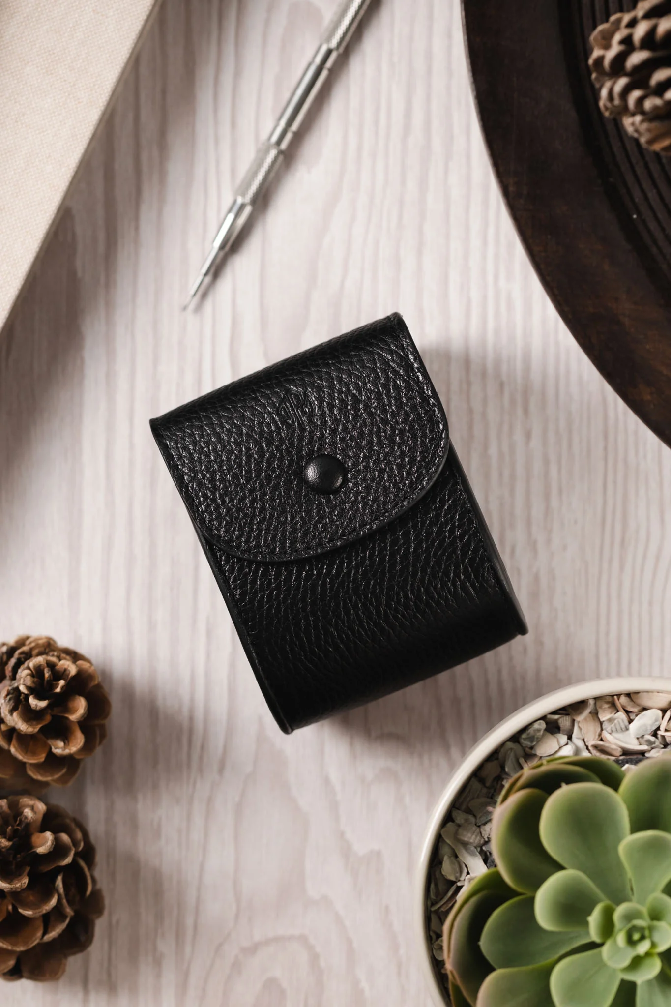 JPM Cubo Single Watch Travel Case in BLACK - Image 3