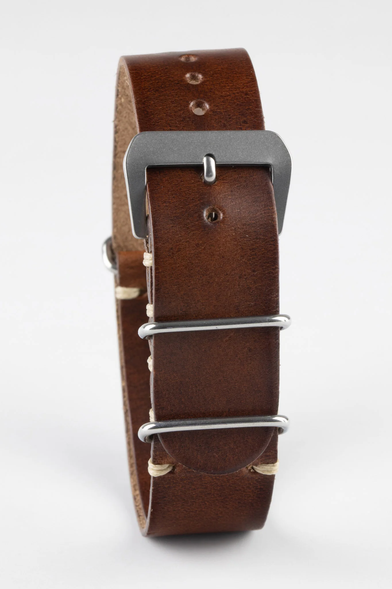 JPM Italian Leather One-Piece Watch Strap in DISTRESSED BROWN - Image 4