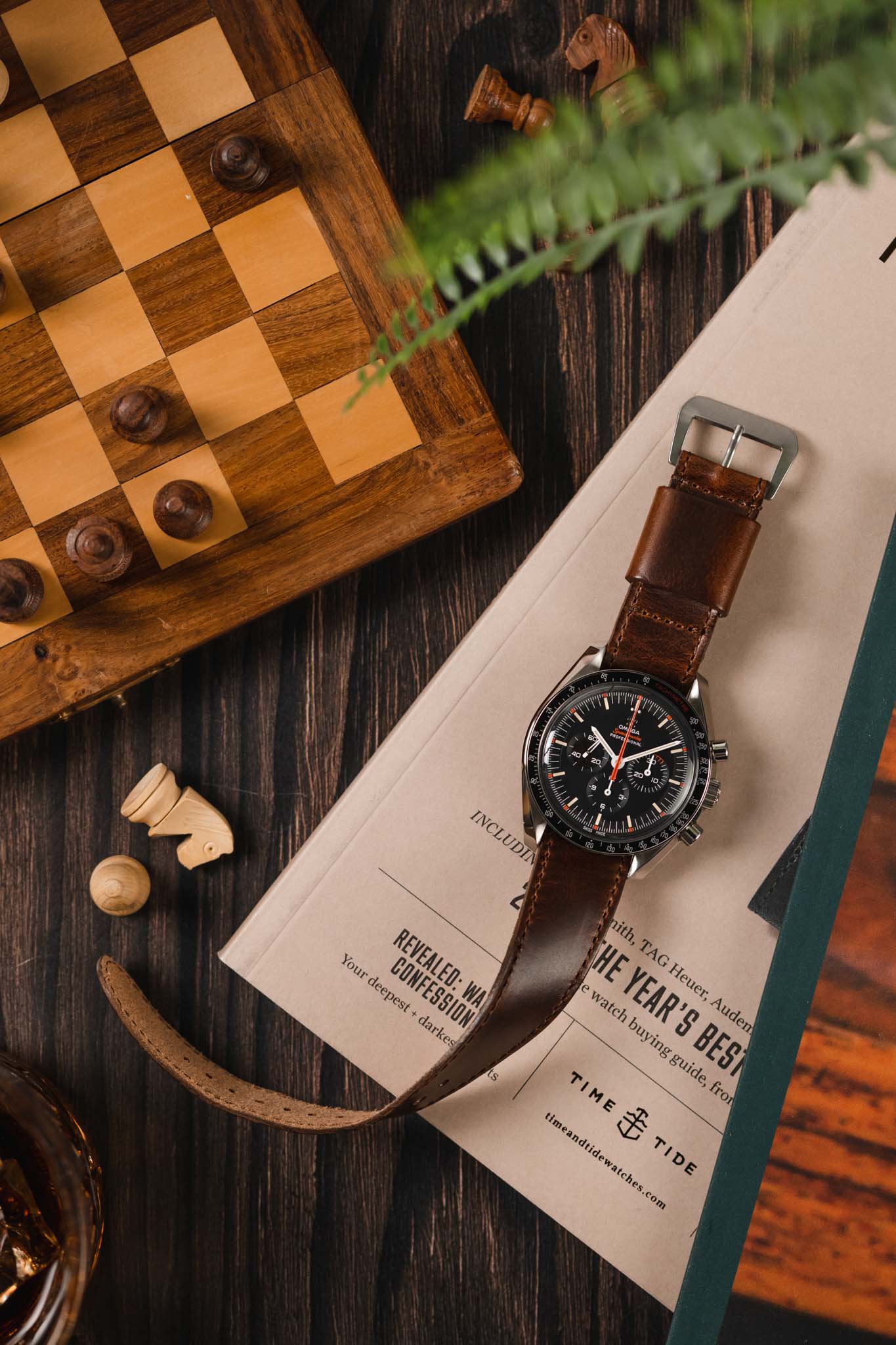 JPM Italian Leather One-Piece Watch Strap in DISTRESSED BROWN with Single Leather Keeper - Image 5