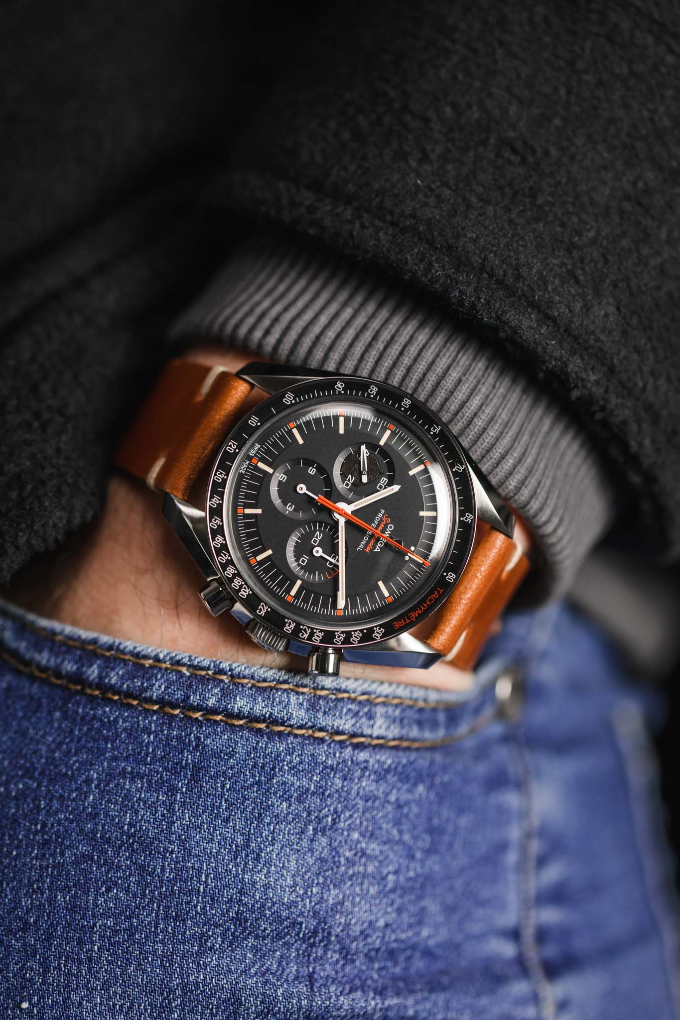 JPM Italian Shell Cordovan Watch Strap in GOLD BROWN - Image 4