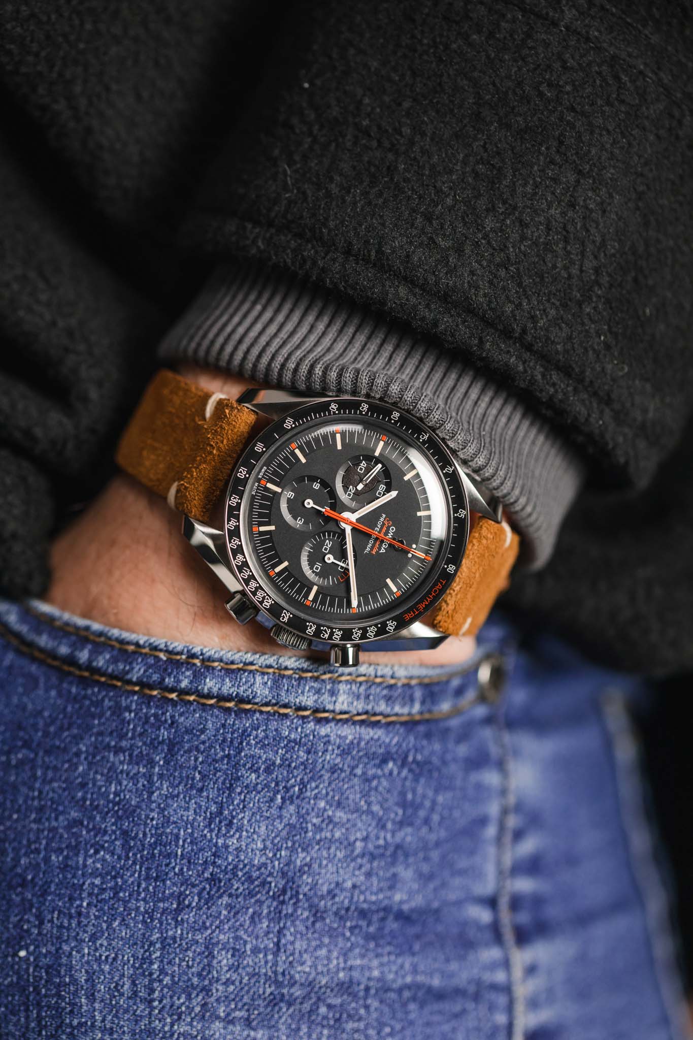 JPM Italian Vintage Suede Leather Watch Strap in GOLD BROWN - Image 4