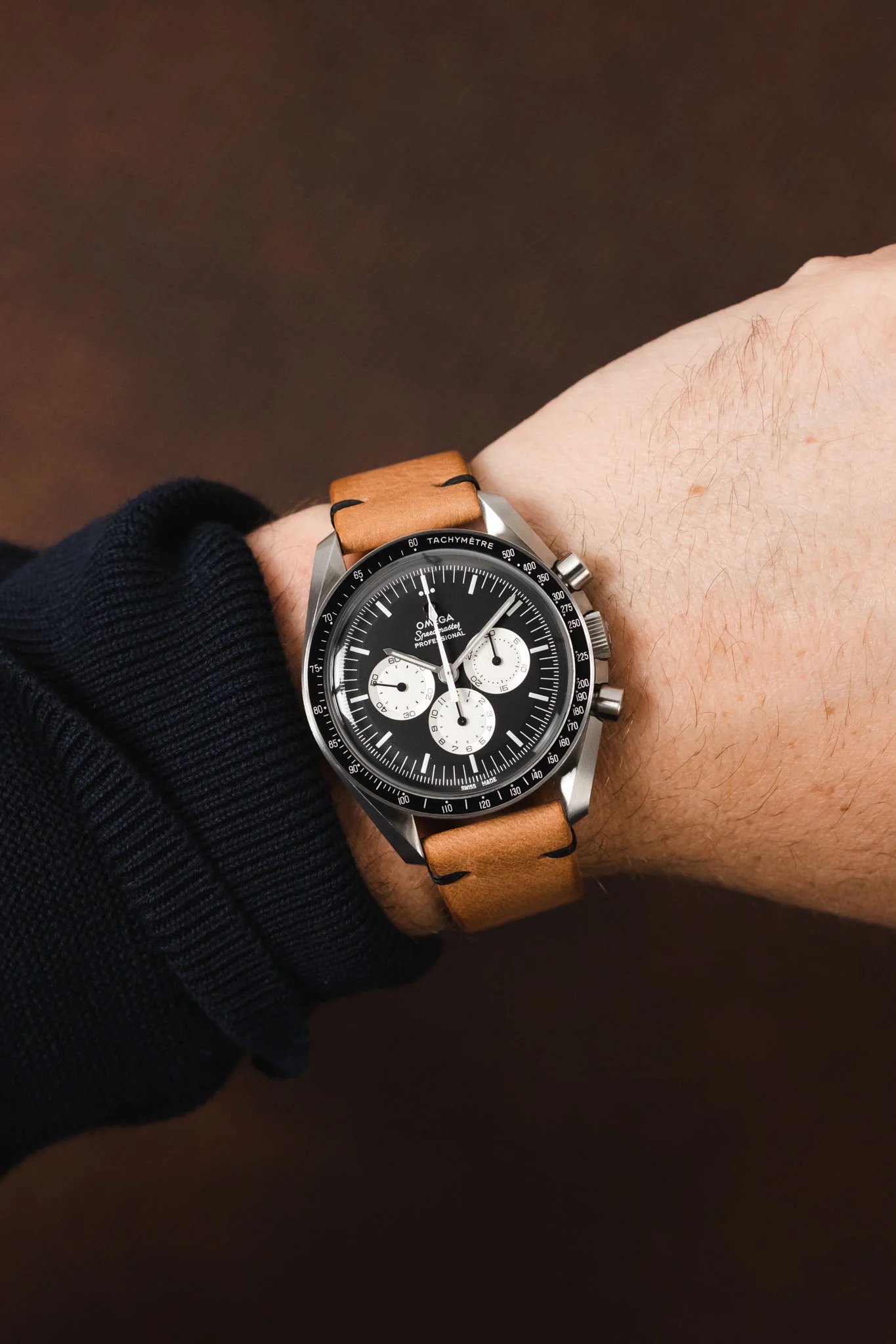 JPM NERO Vintage Leather Watch Strap in HONEY - Image 2