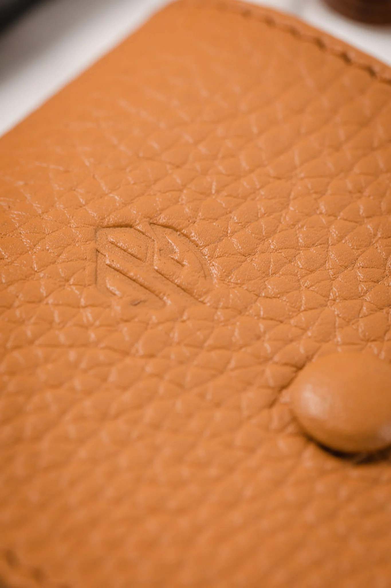 JPM Luxe Leather Watch Travel Pouch in CAMEL - Image 8