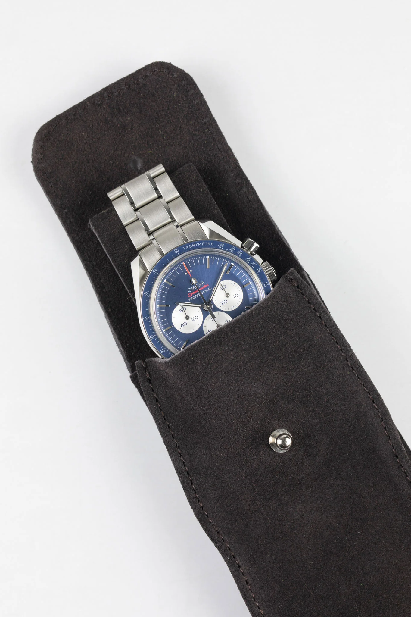 JPM Single Watch Vintage Suede Travel Pouch in DARK BROWN - Image 5