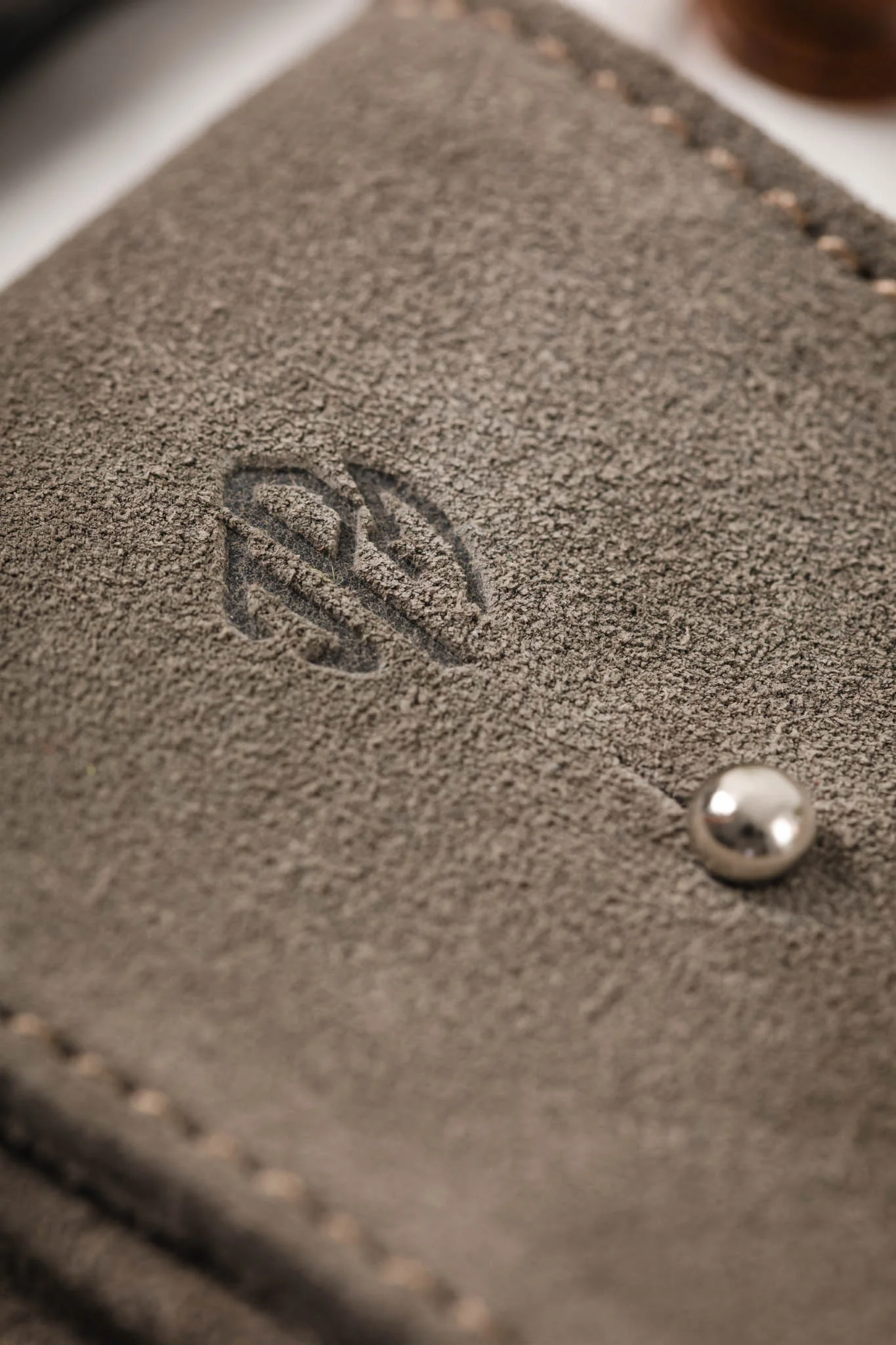 JPM Single Watch Vintage Suede Travel Pouch in SPACE GREY - Image 8