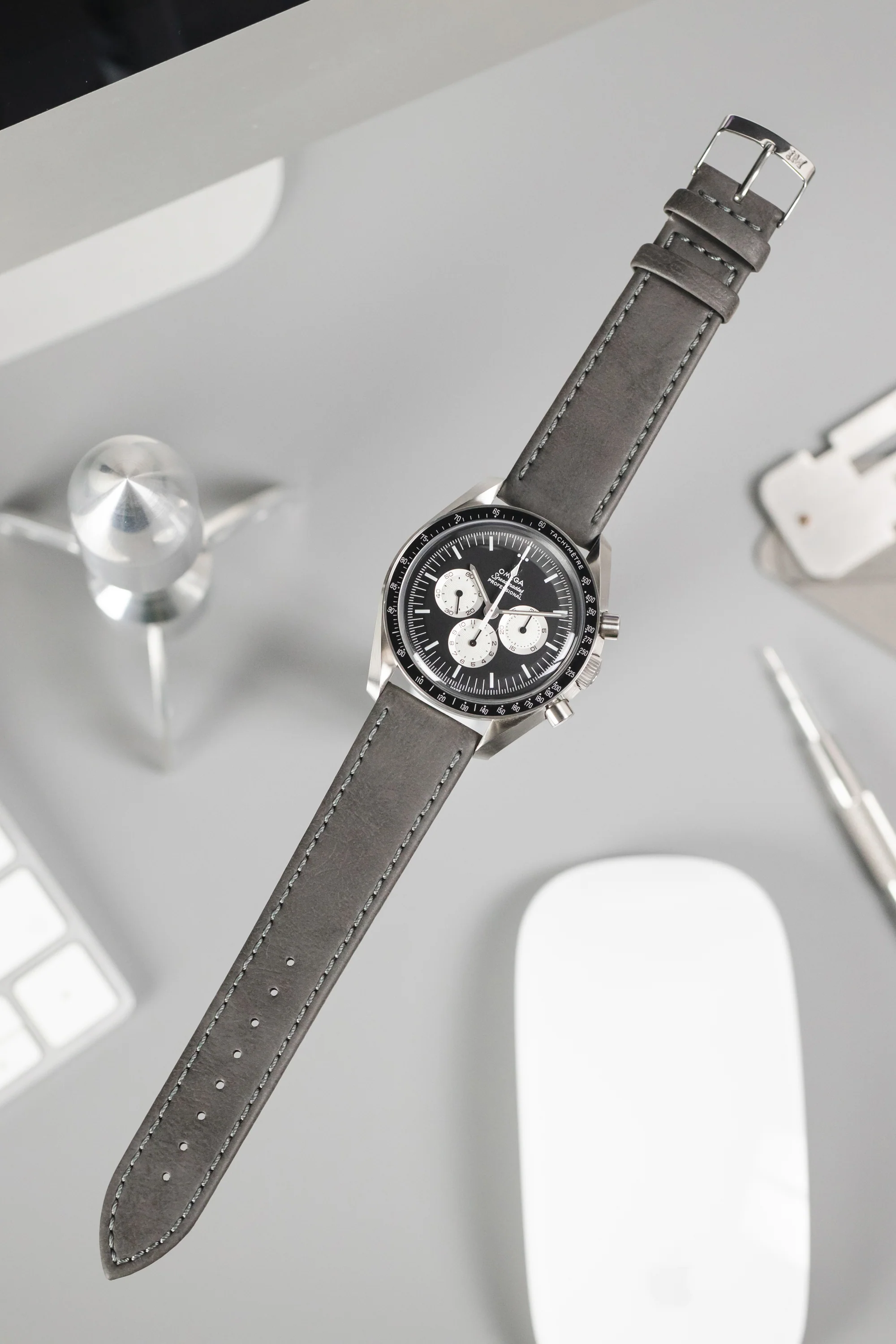 Morellato ABETE Buffalo-Embossed Vegan Leather Watch Strap in GREY - Image 2