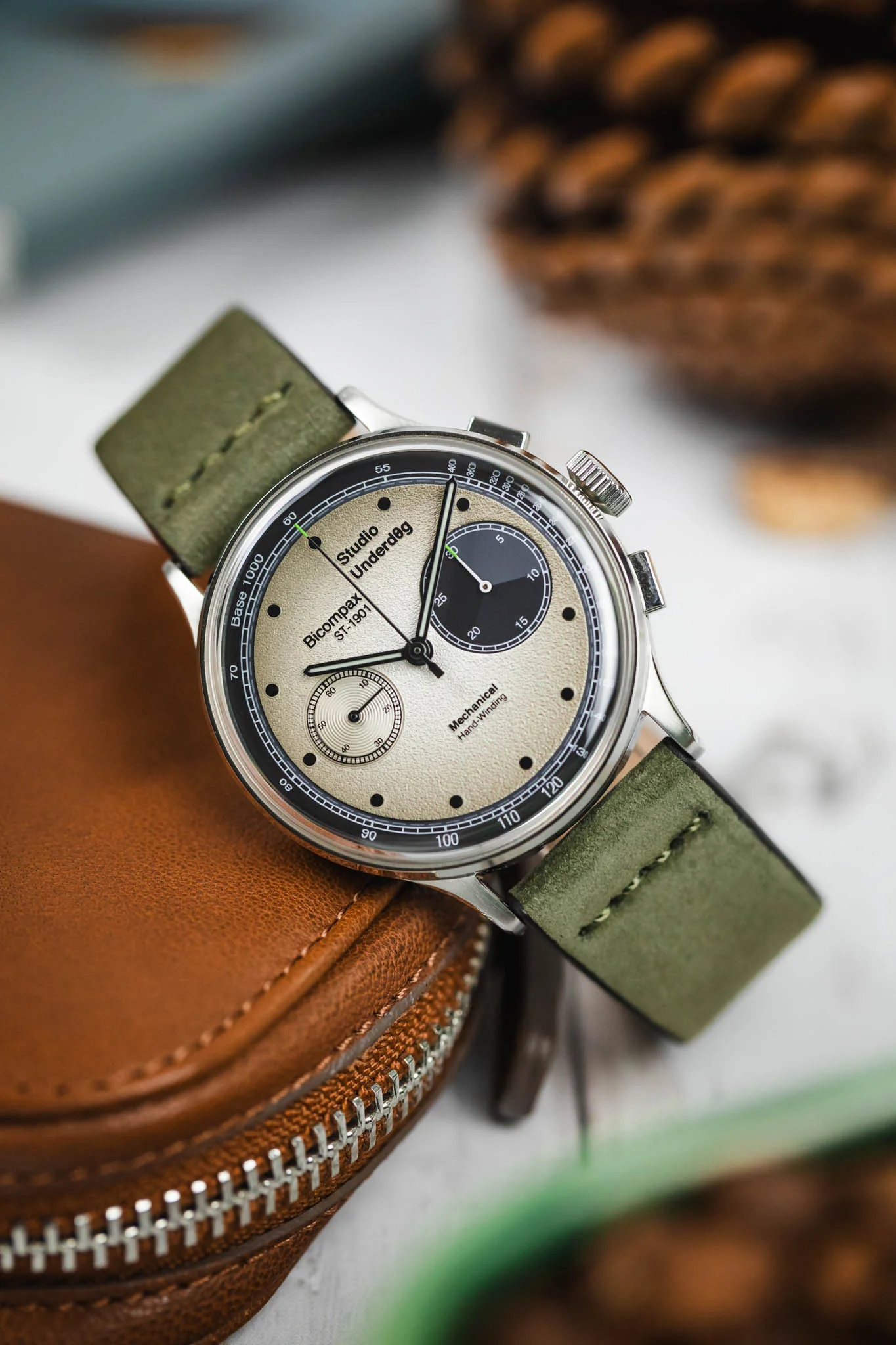 Morellato BRAMANTE Vintage Calfskin Leather Watch Strap in GREEN - Image 4