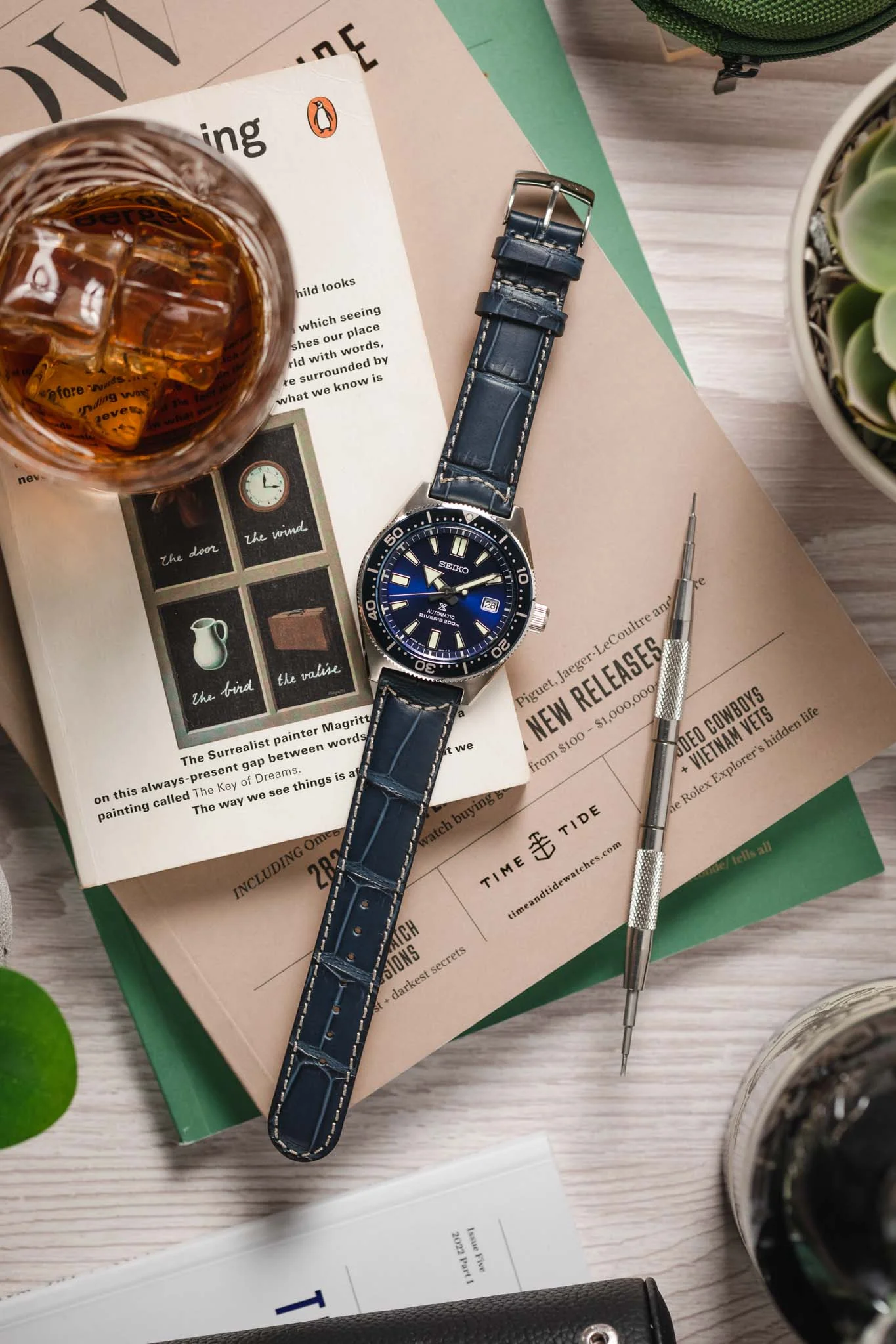 Morellato GUTTUSO Alligator-Embossed Leather Watch Strap in BLUE - Image 6