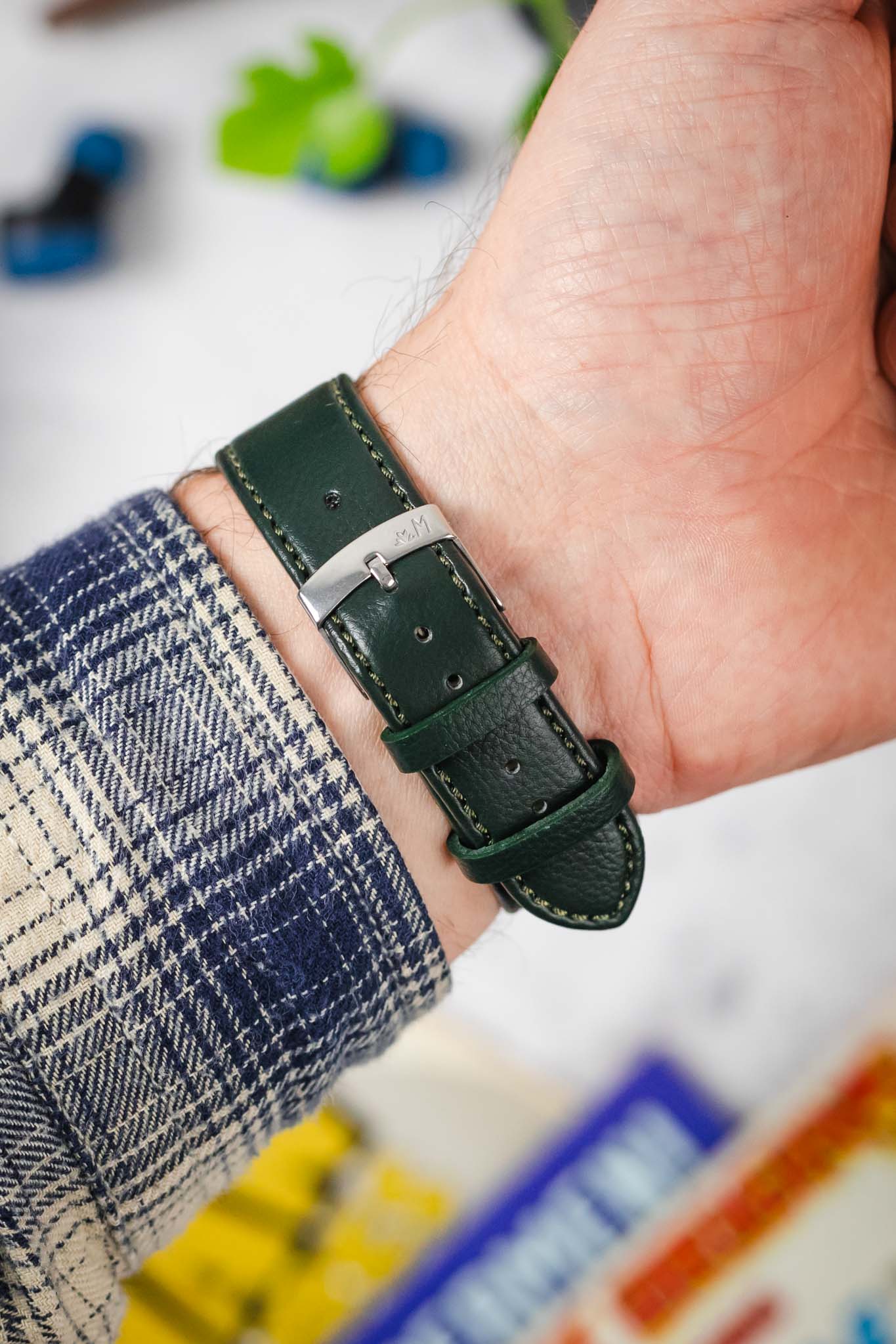 Morellato LAURO Goatskin-Grain Vegan Leather Watch Strap in DARK GREEN - Image 6