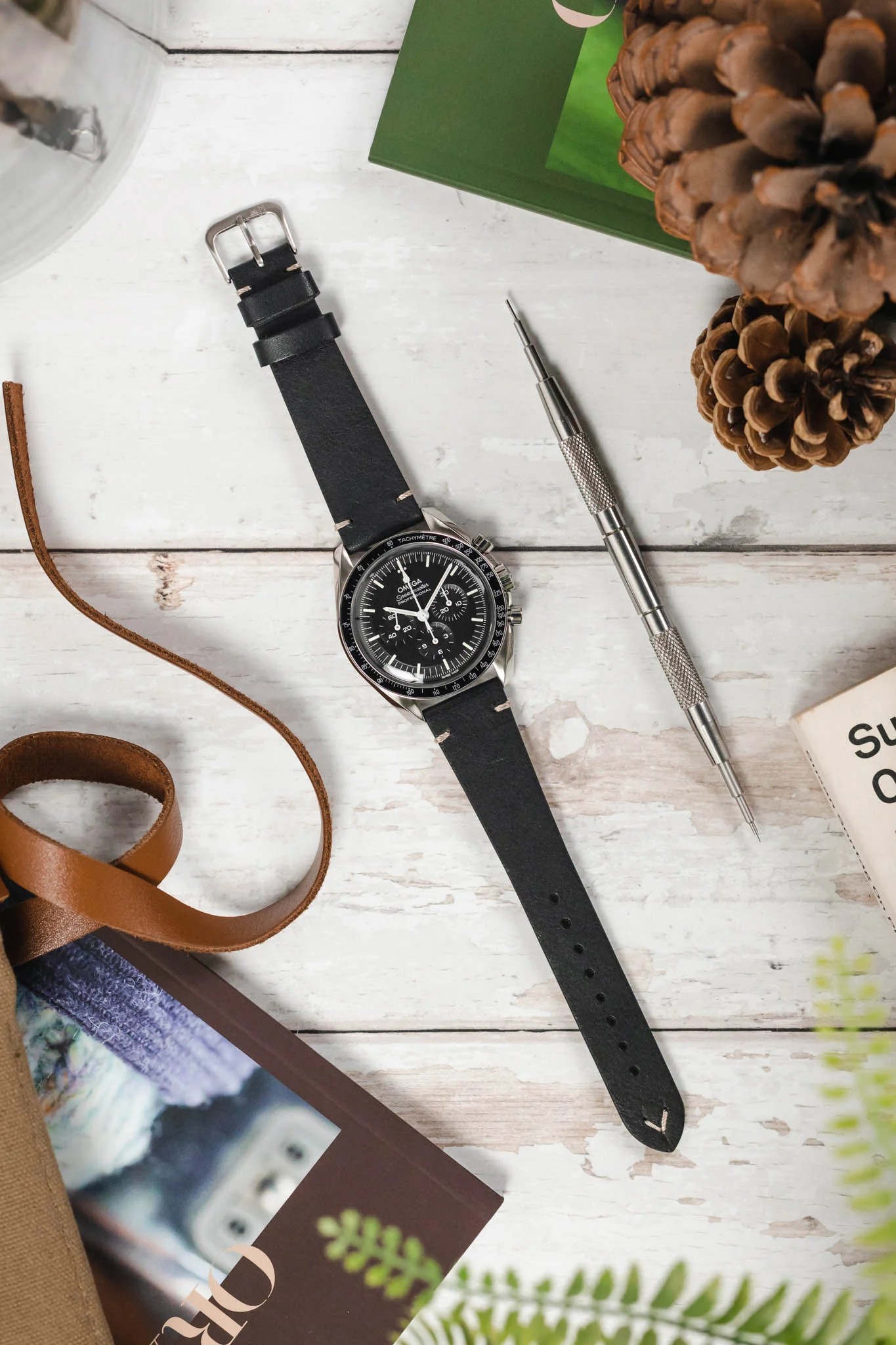 Morellato POLLOCK Vintage Lug-Stitched Calfskin Leather Watch Strap in BLACK - Image 8