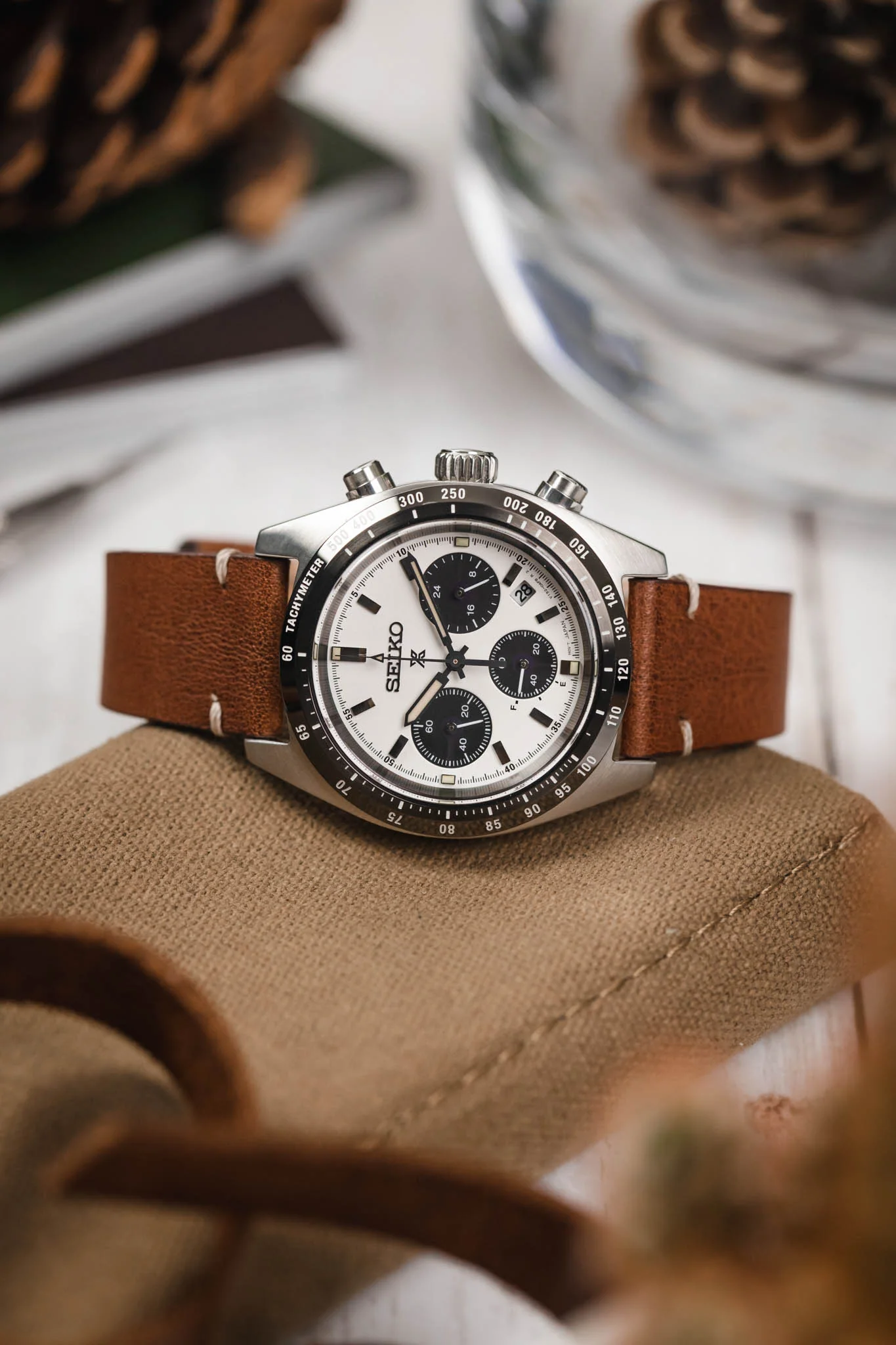 Morellato POLLOCK Vintage Lug-Stitched Calfskin Leather Watch Strap in BROWN - Image 4