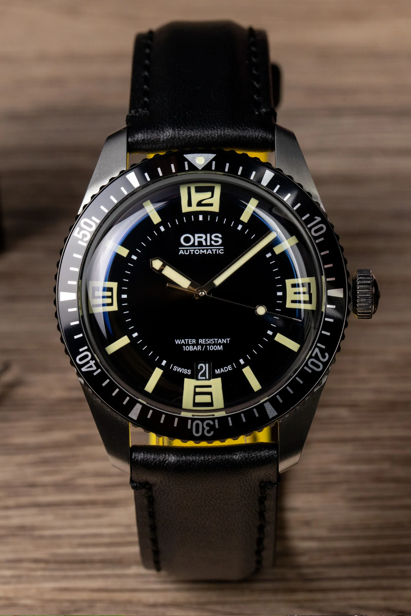 Morellato ROWING Water-Resistant Calfskin Leather Watch Strap in BLACK - Image 2