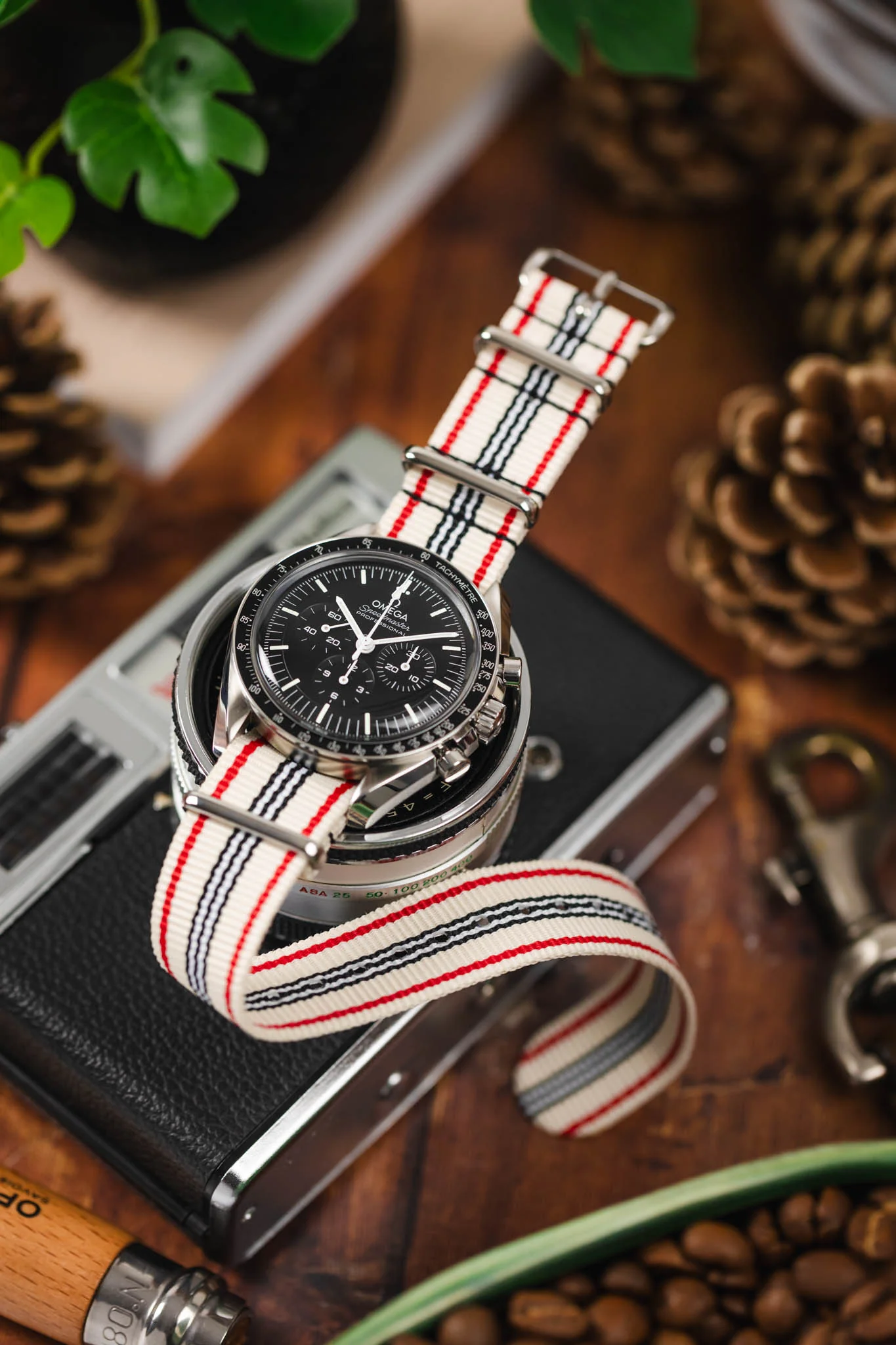 Nylon Watch Strap in CREAM/RED/WHITE with Polished Buckle and Keepers - Image 4