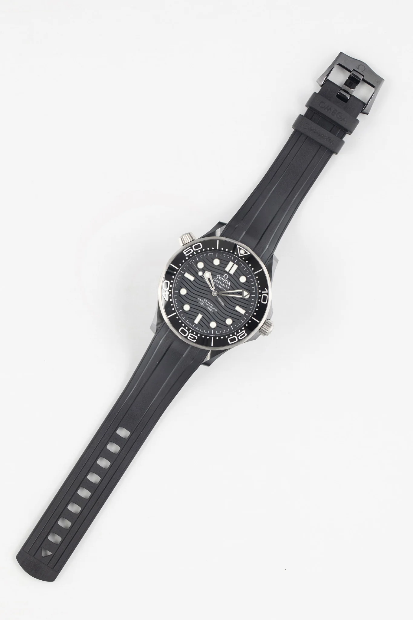 OMEGA 210.92.44.20.01.002 Seamaster Diver 300m Co‑Axial 43.5mm Master Chronometer - Black Dial - Image 3