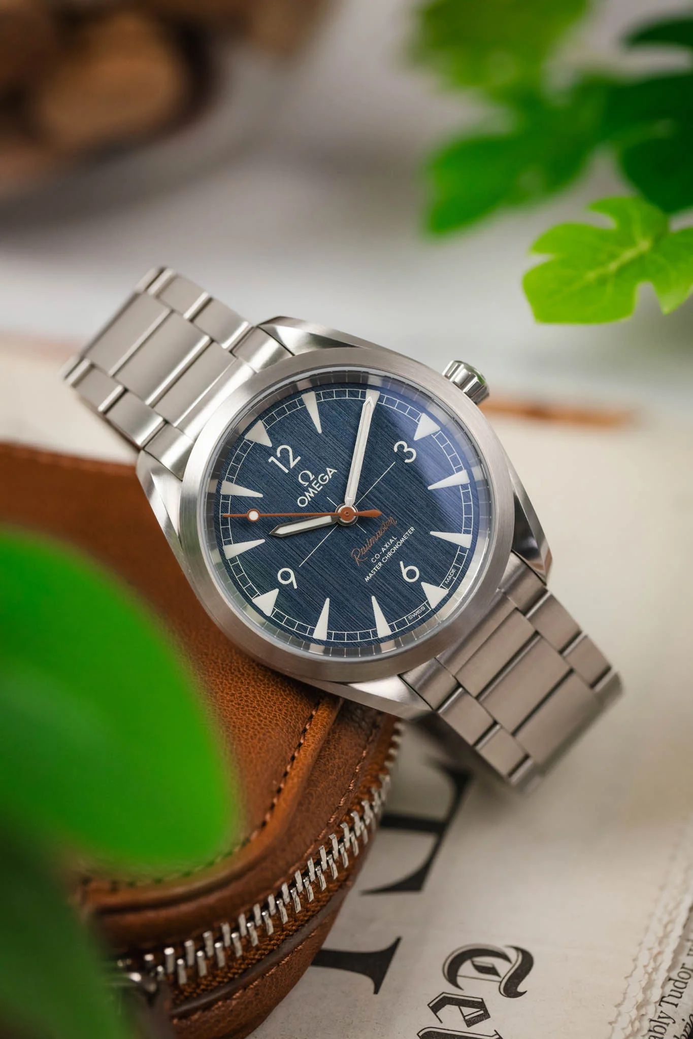 OMEGA Railmaster 40mm Watch - Denim Blue Dial - Image 4