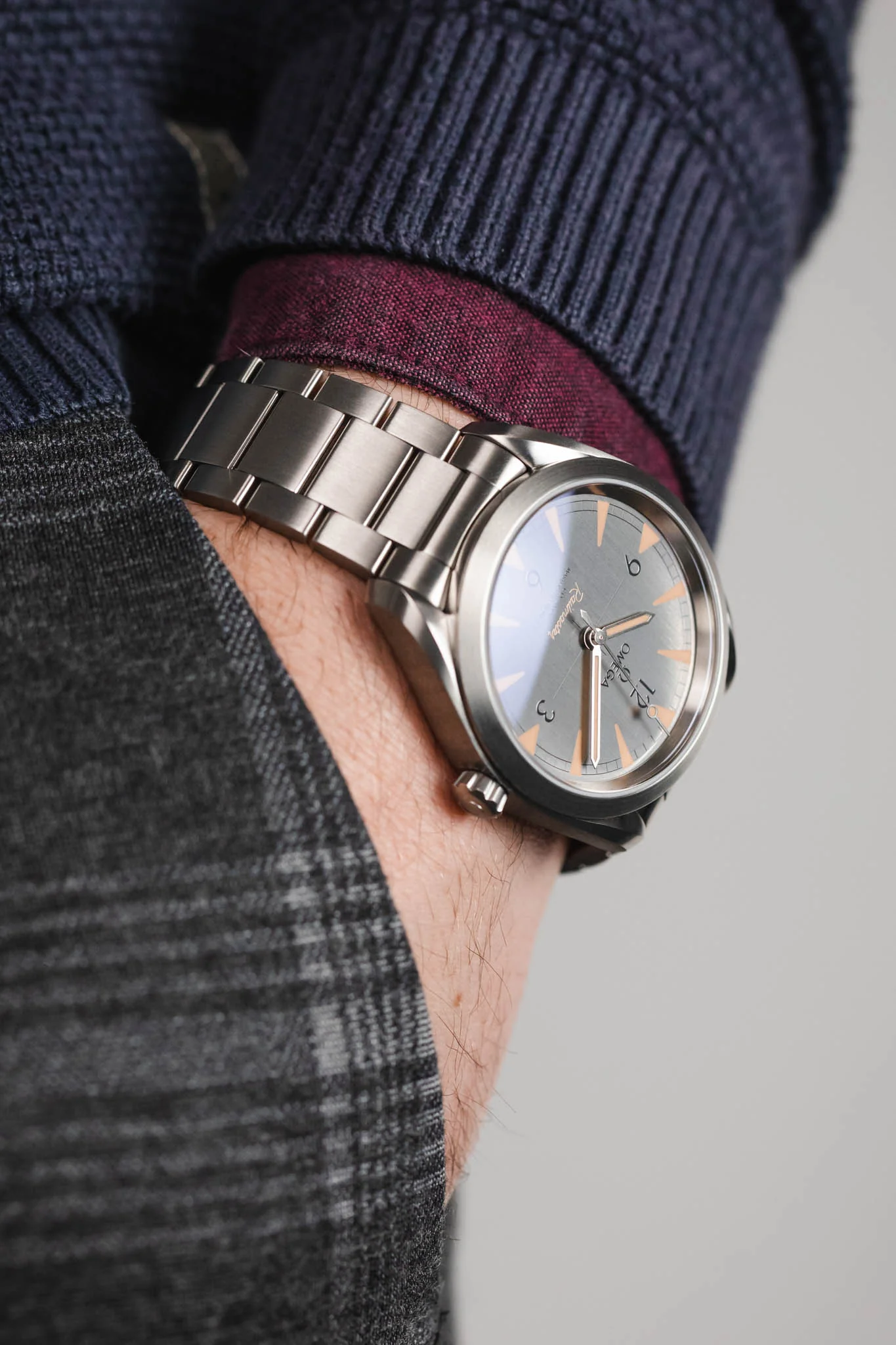 OMEGA Railmaster 40mm - Grey - Image 6