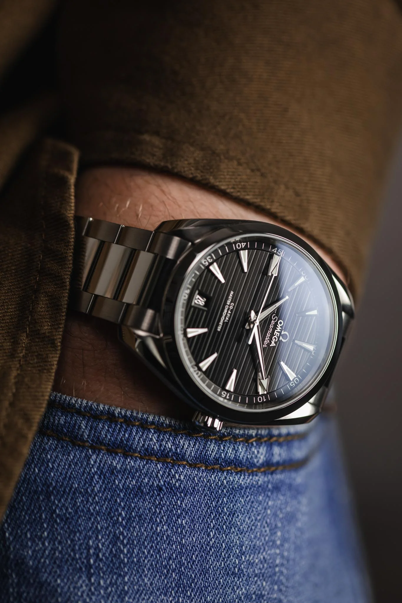OMEGA 220.10.41.21.01.001 Seamaster Aqua Terra 150m 41mm Co‑Axial Master Chronometer - Teaked Black Dial - Image 5