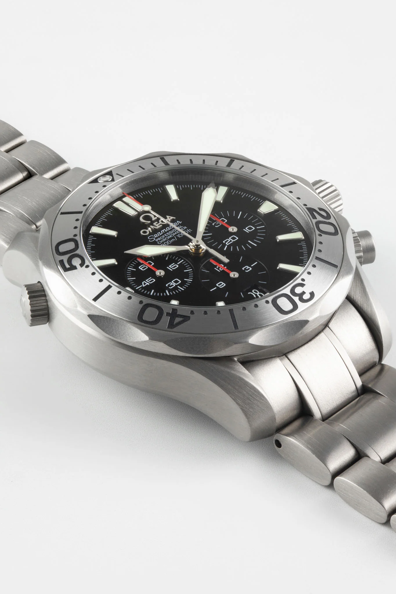 OMEGA 2293.52.00 Seamaster Professional 41.5mm Titanium Diving Chronograph - Black Dial - Image 3