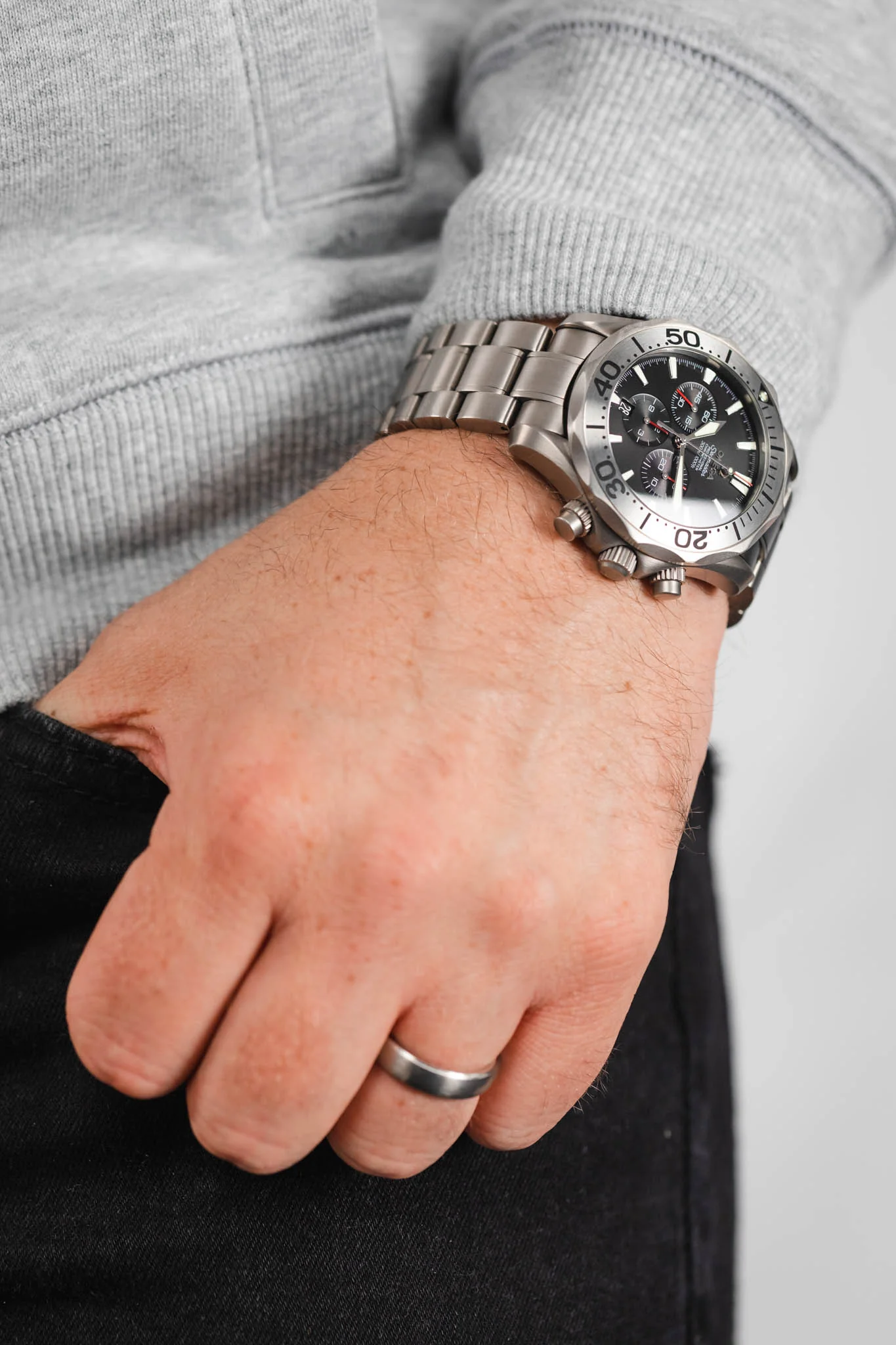 OMEGA 2293.52.00 Seamaster Professional 41.5mm Titanium Diving Chronograph - Black Dial - Image 5