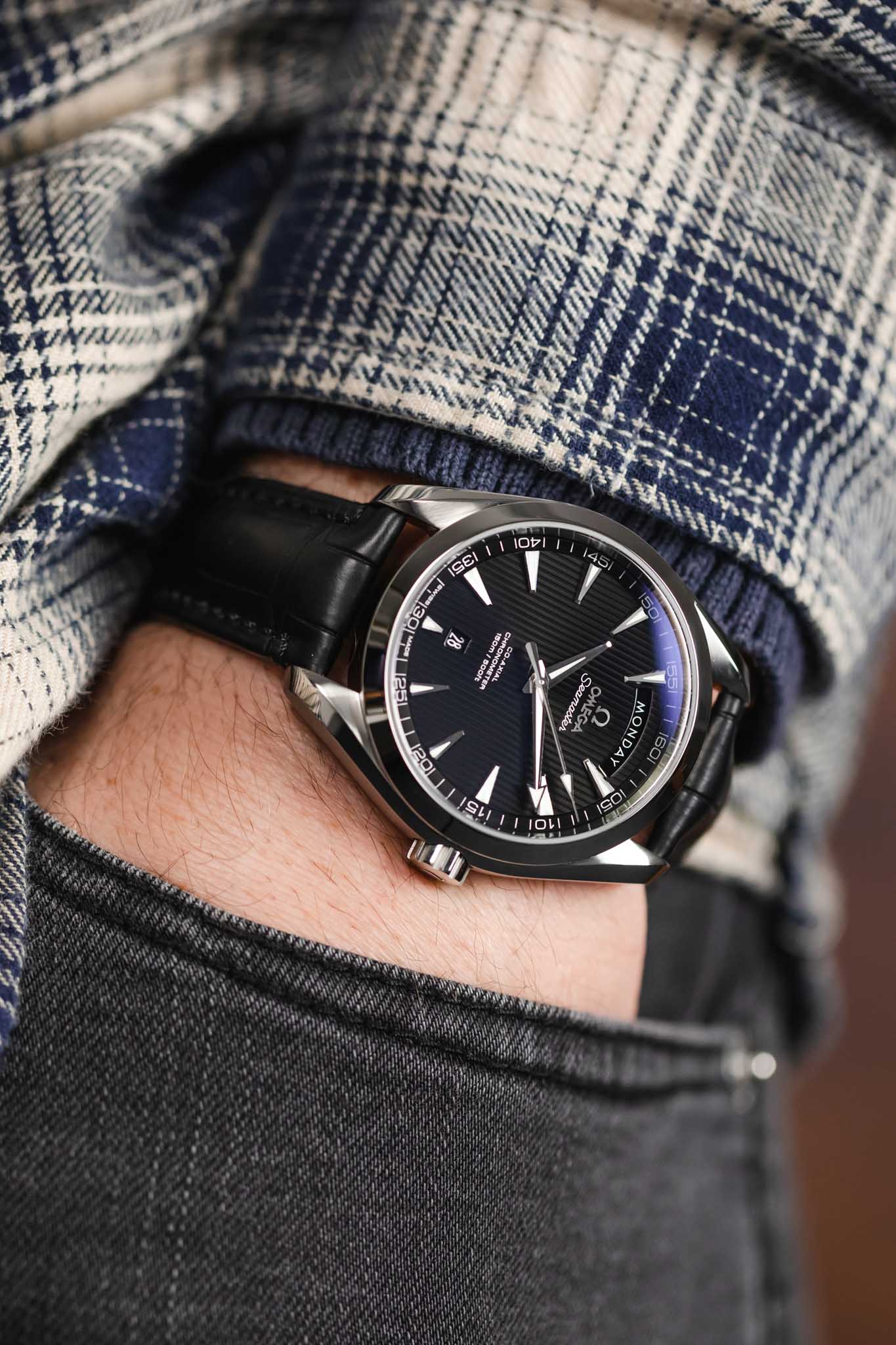 OMEGA Aqua Terra 150m 41.5mm  - Black - Image 6