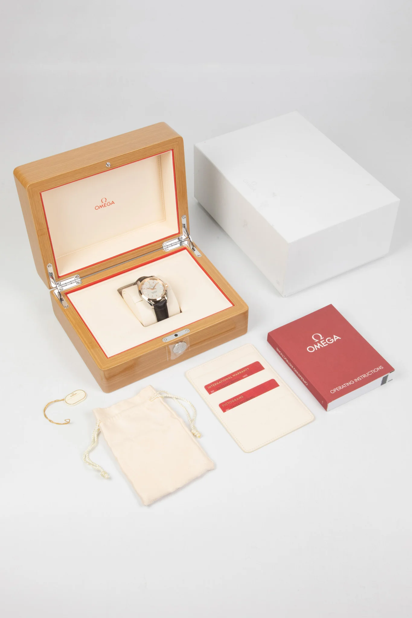 OMEGA Seamaster Aqua Terra 38.5mm - Rose Gold - Image 8