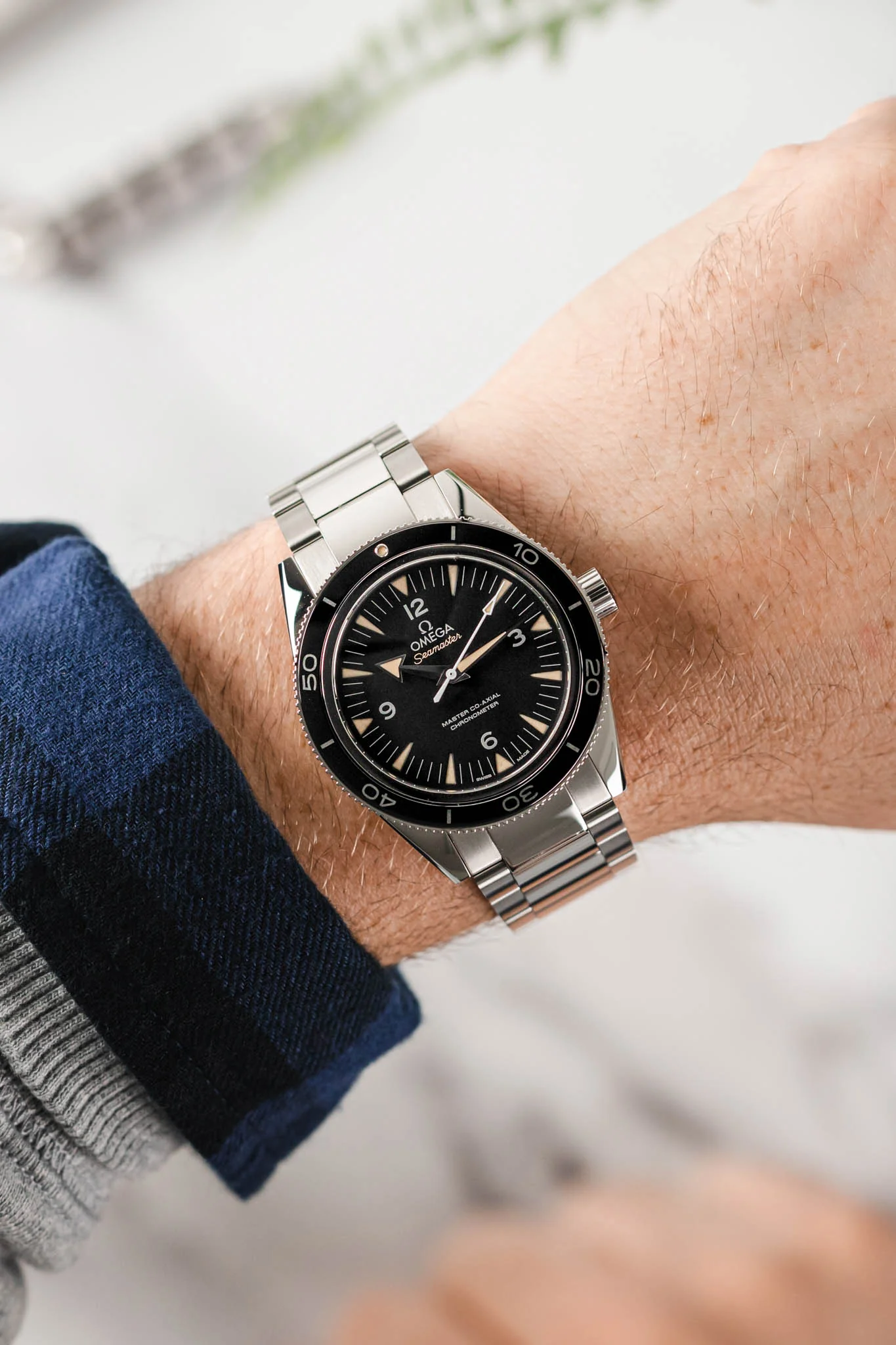 OMEGA 233.30.41.21.01.001 Seamaster 300 Master Co-Axial Chronometer 41mm - Black Dial - Image 2