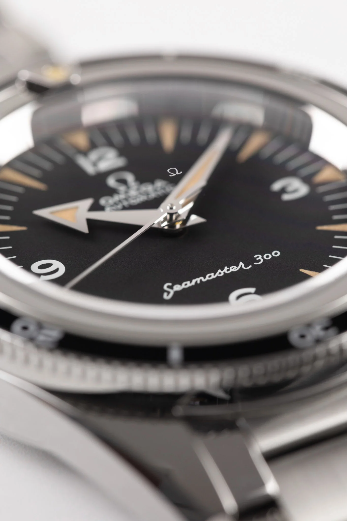 OMEGA 234.10.39.20.01.001 Seamaster 300 '1957 Trilogy' Co-Axial Master Chronometer 39mm  - Black Dial - Image 8