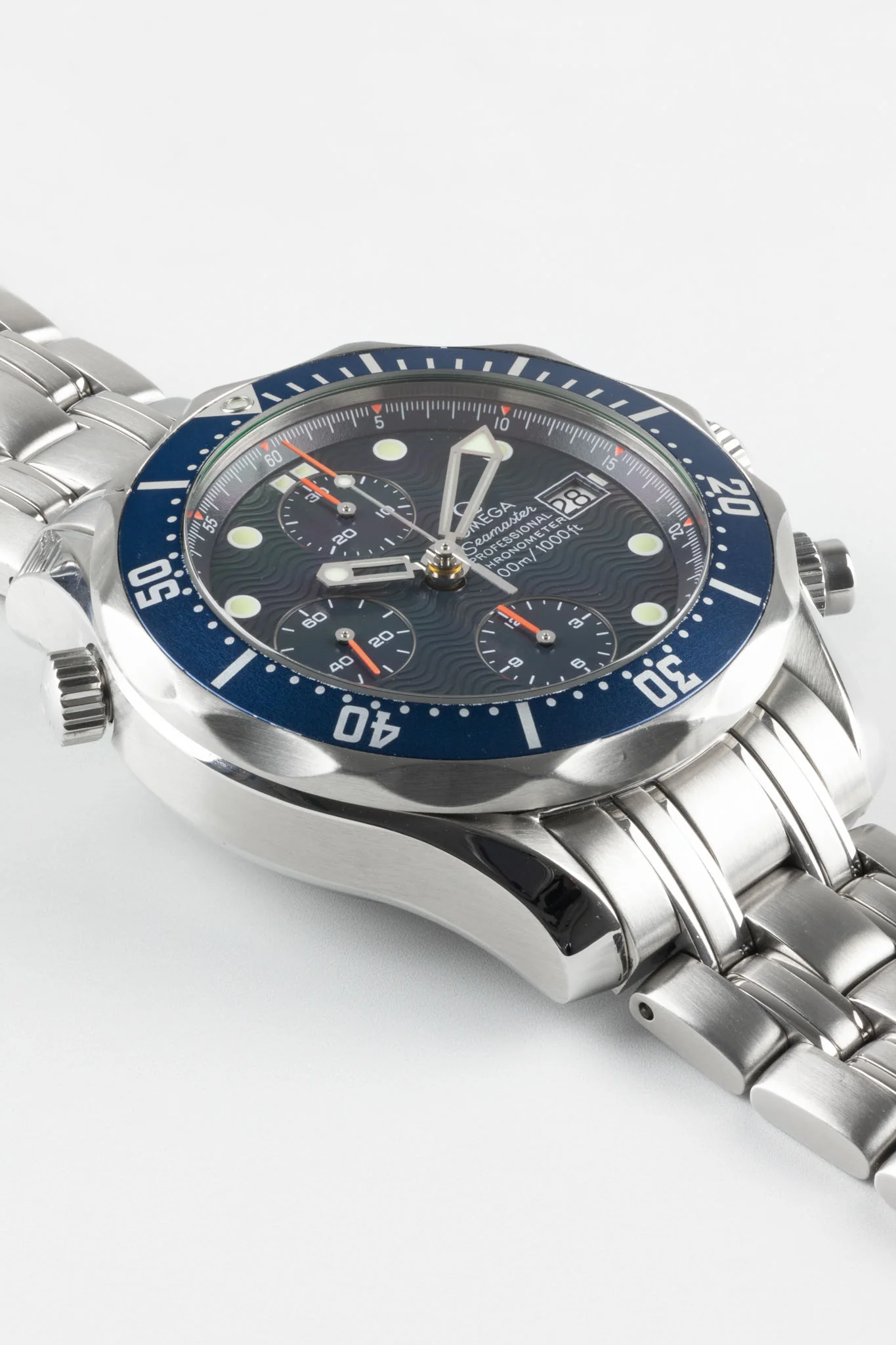 OMEGA Seamaster Chrono Diver 300m  - Blue - Image 3