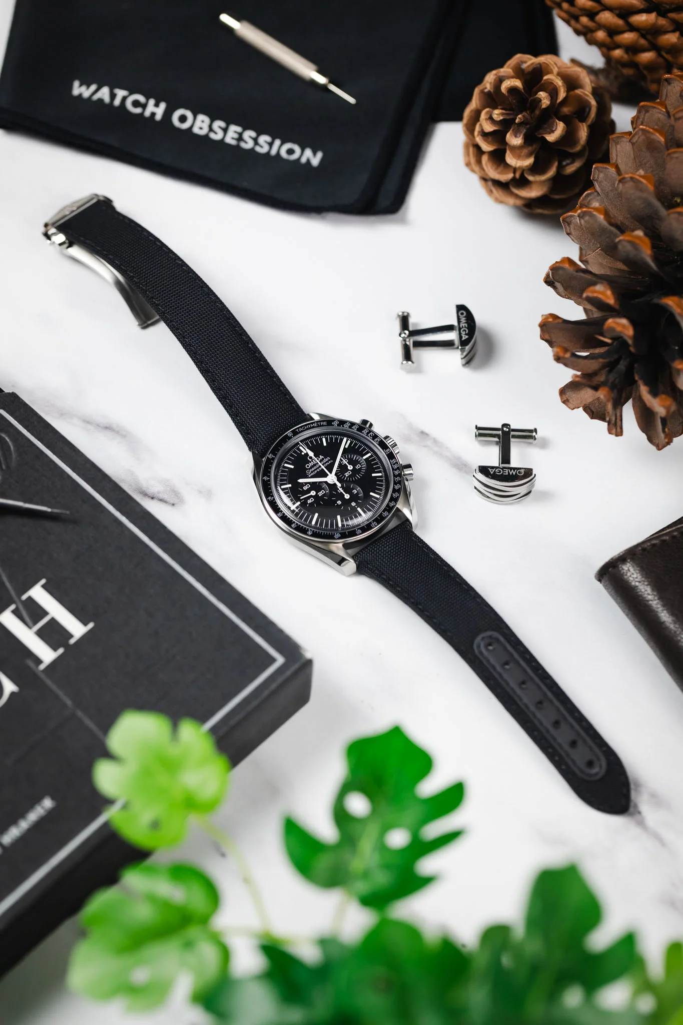 OMEGA Speedmaster Professional Moonwatch 42mm - Black Hesalite Dial - Image 6