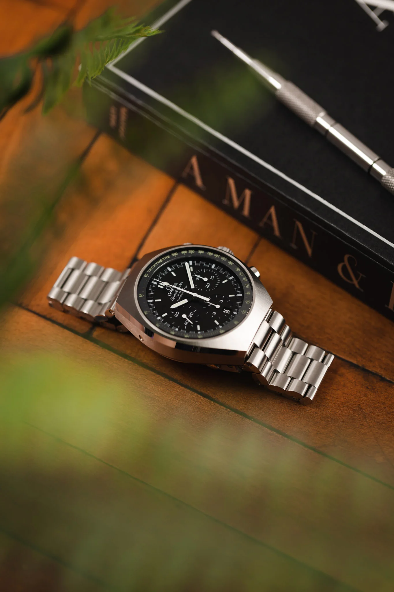 OMEGA 327.10.43.50.01.001 Speedmaster Mark II 42.5mm Co-Axial Chronograph - Black Dial - Image 4
