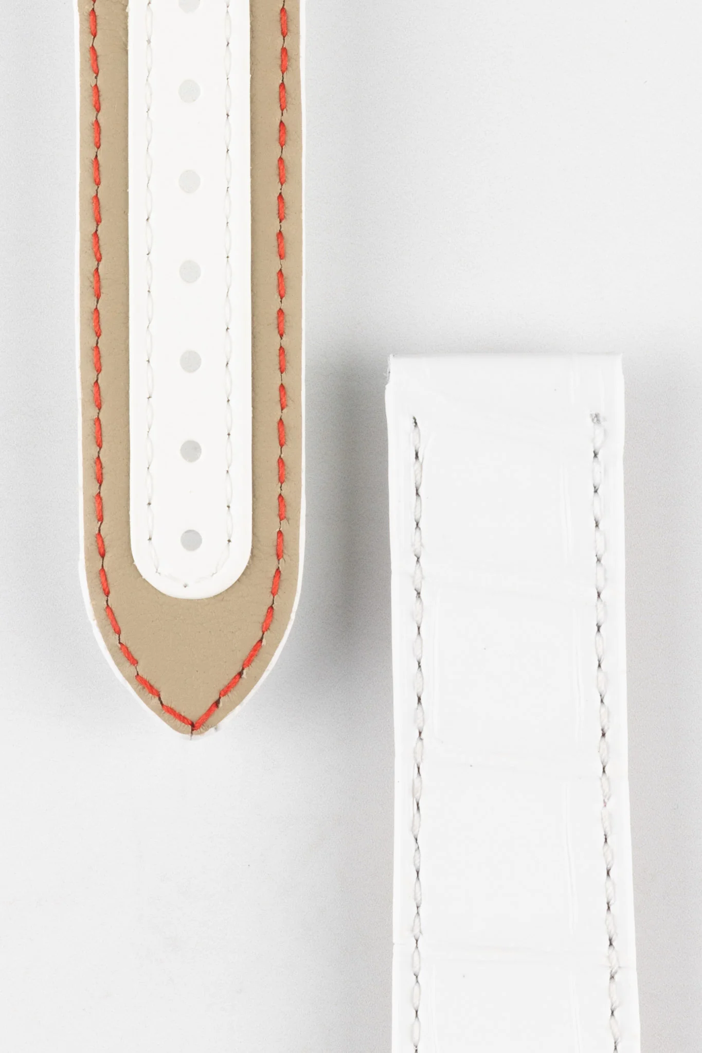OMEGA CUZ004401 'White Side of The Moon' 21mm Alligator Deployment Strap - WHITE - Image 2