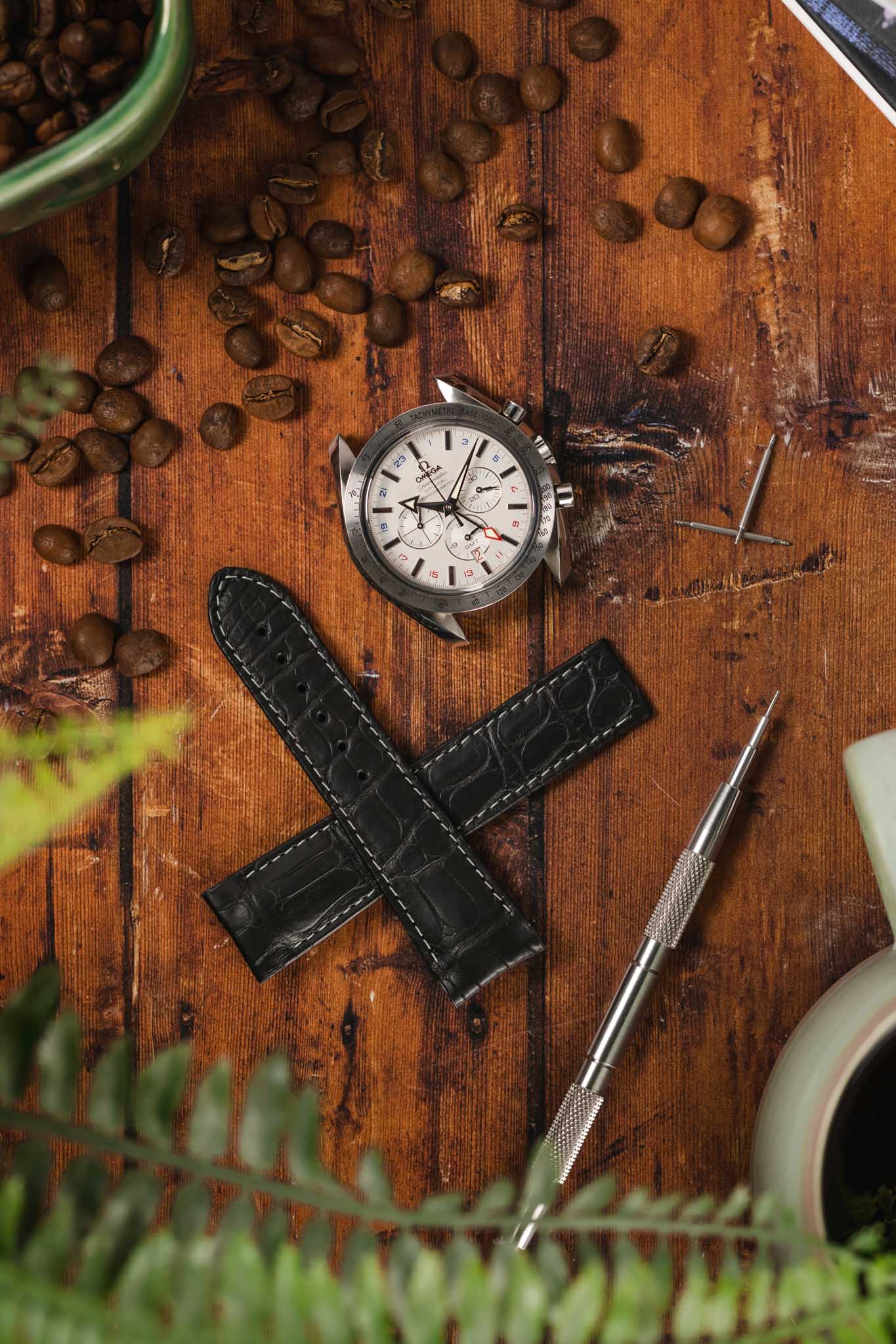 OMEGA CUZ005873 Speedmaster Moonphase 21mm Short Genuine Alligator Deployment Watch Strap in BLACK - Image 2