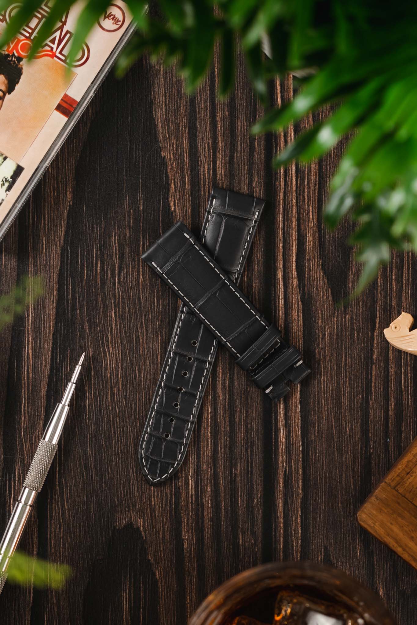 OMEGA CUZ007450 Seamaster 20mm Alligator Watch Strap - GREY - Image 2