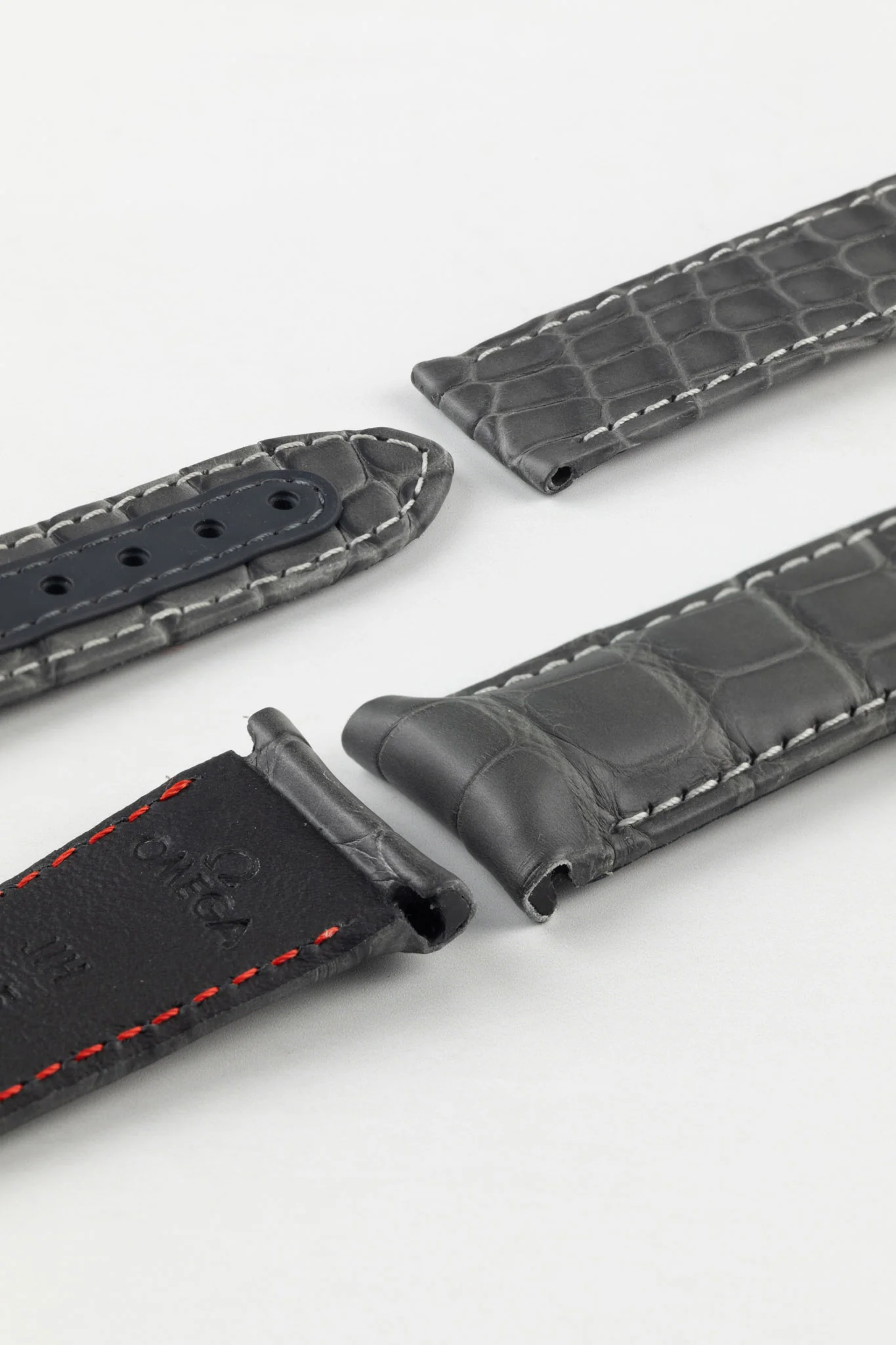 OMEGA CUZ004450 Grey Side of the Moon Alligator Deployment Watch Strap - Image 3