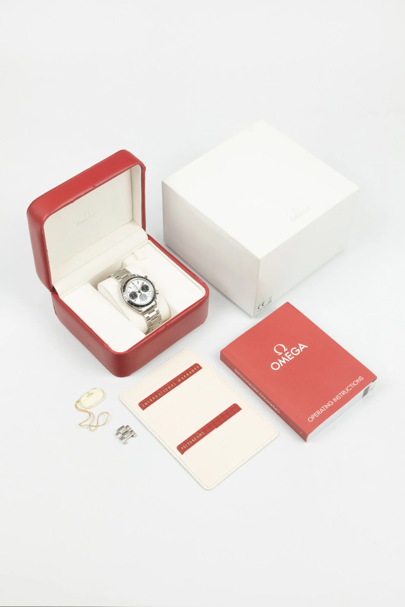 OMEGA Speedmaster Date 40mm - Panda Dial - Image 10
