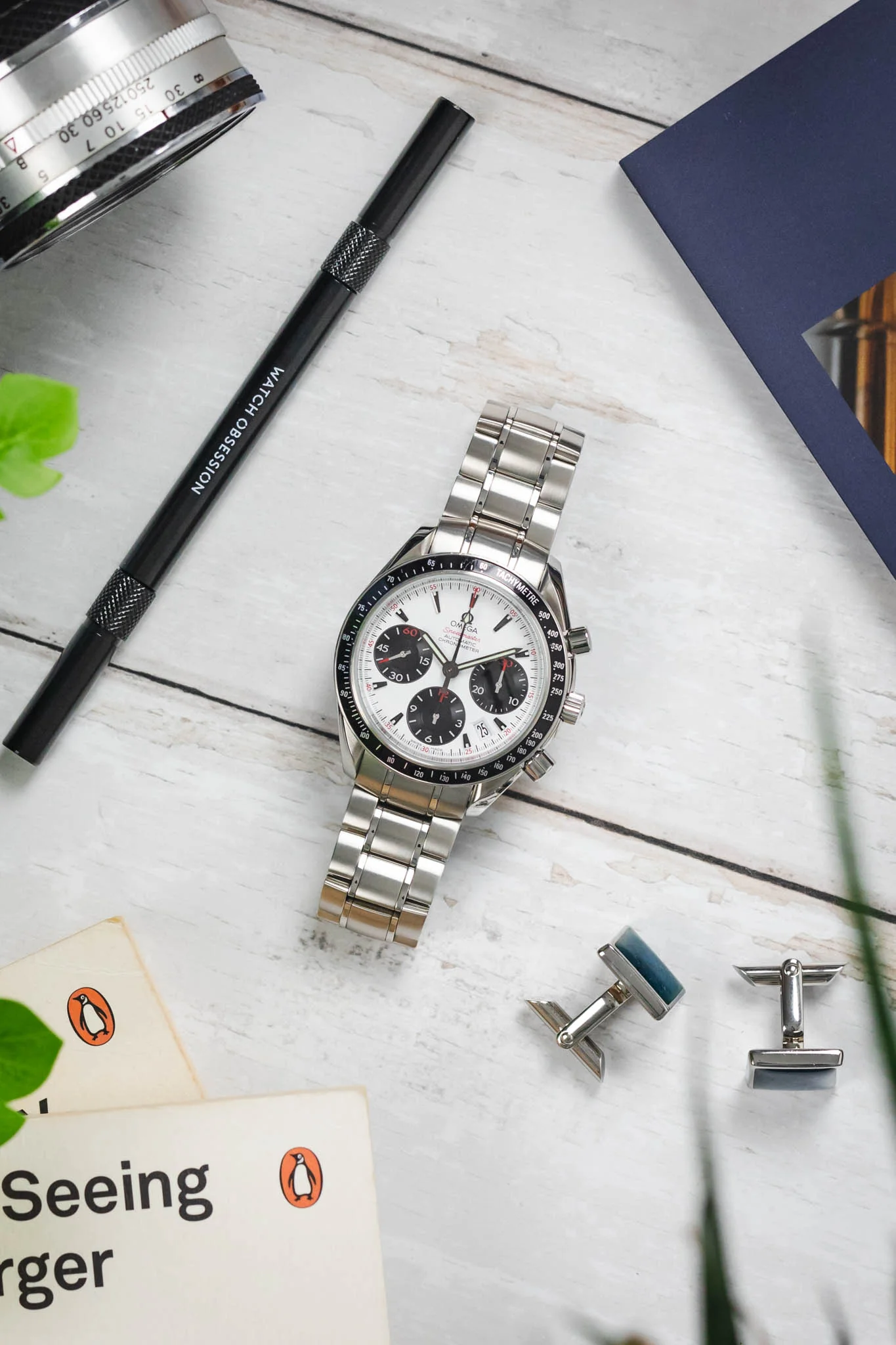 OMEGA Speedmaster Date 40mm - Panda Dial - Image 8