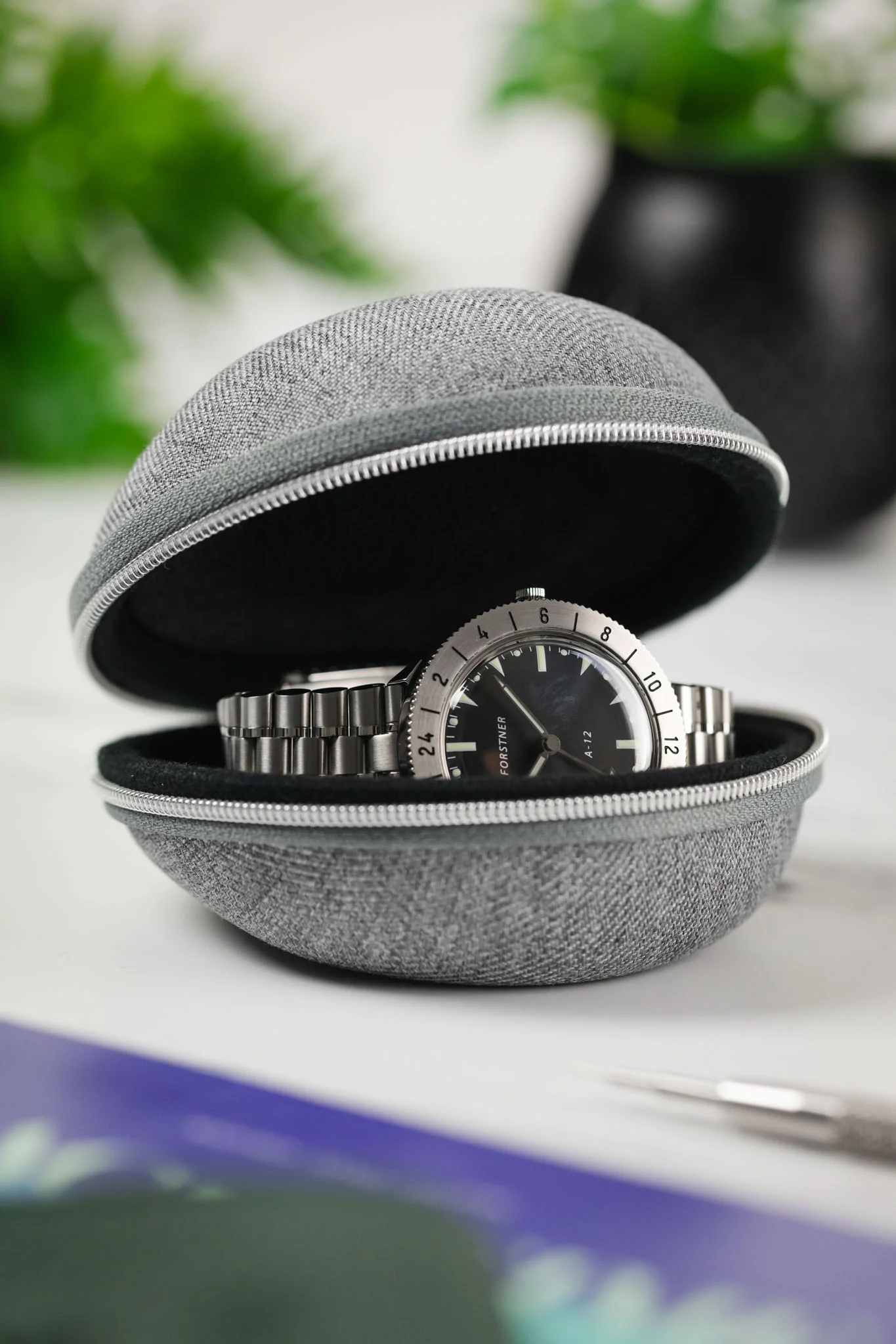 Oyster - 1 Watch Travel Case - Pebble Grey - Image 2