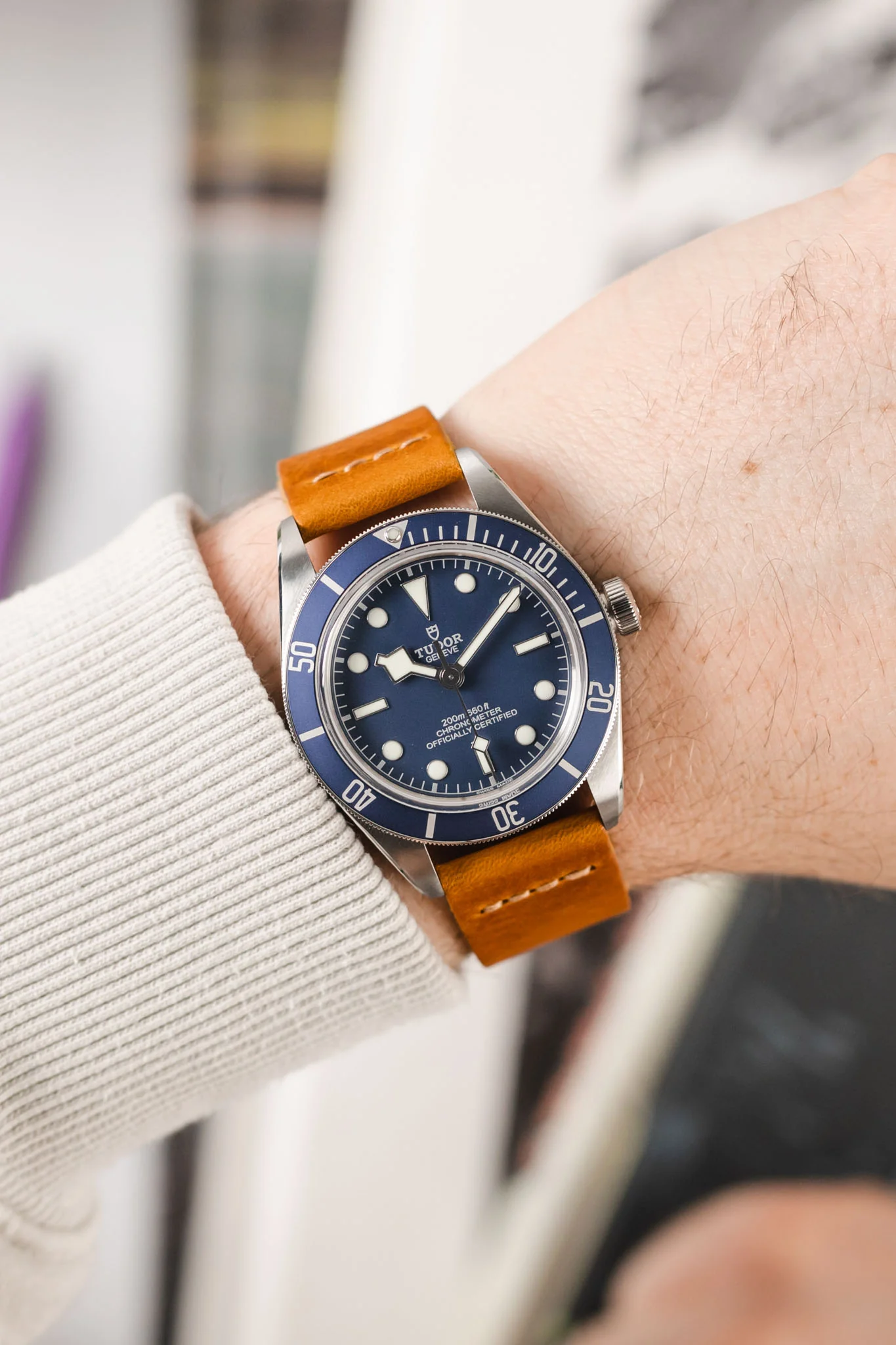 Pebro ARTISAN Leather Watch Strap in GOLD BROWN - Image 2