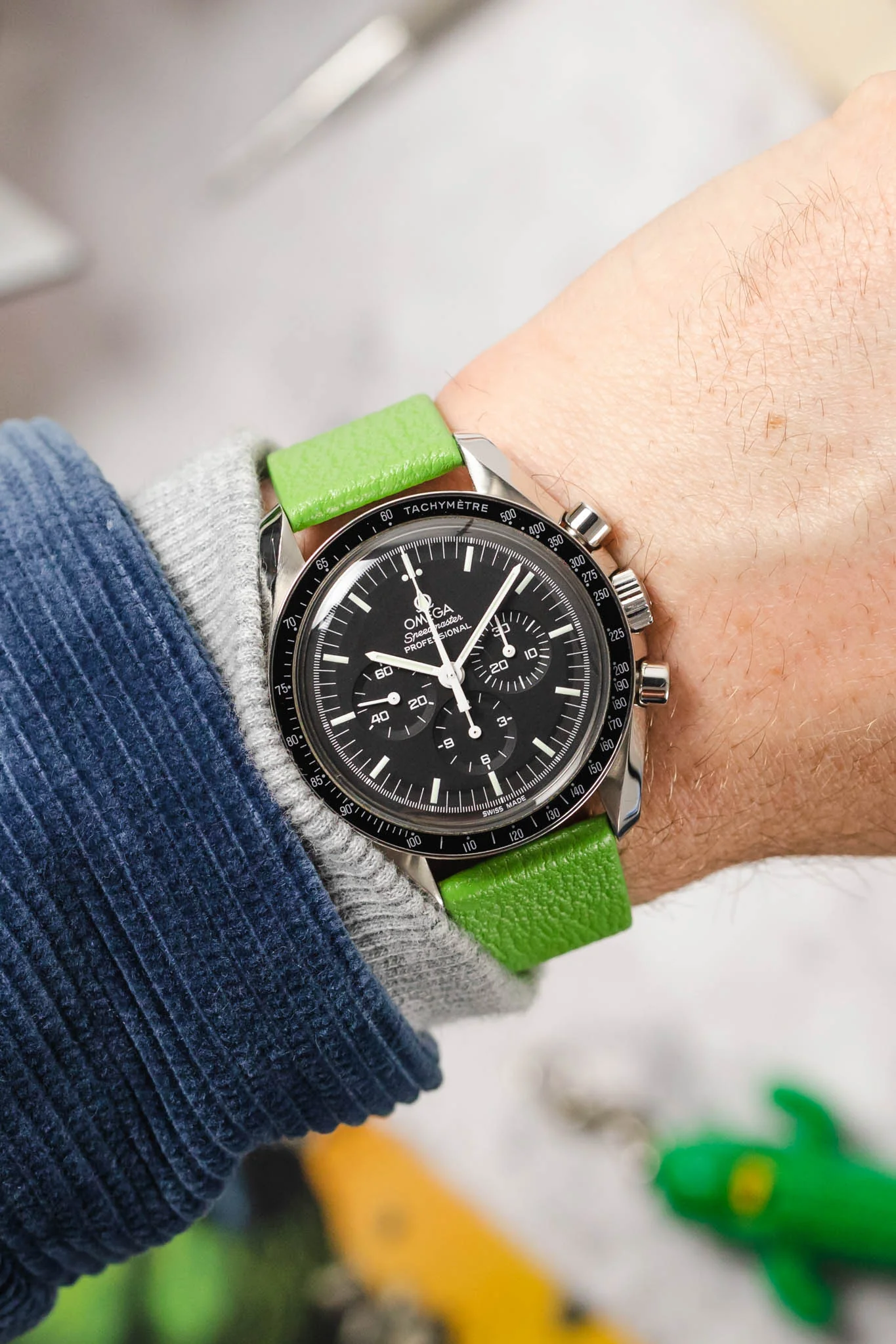 Pebro BILLY Genuine Goatskin Leather Watch Strap in APPLE GREEN - Image 2