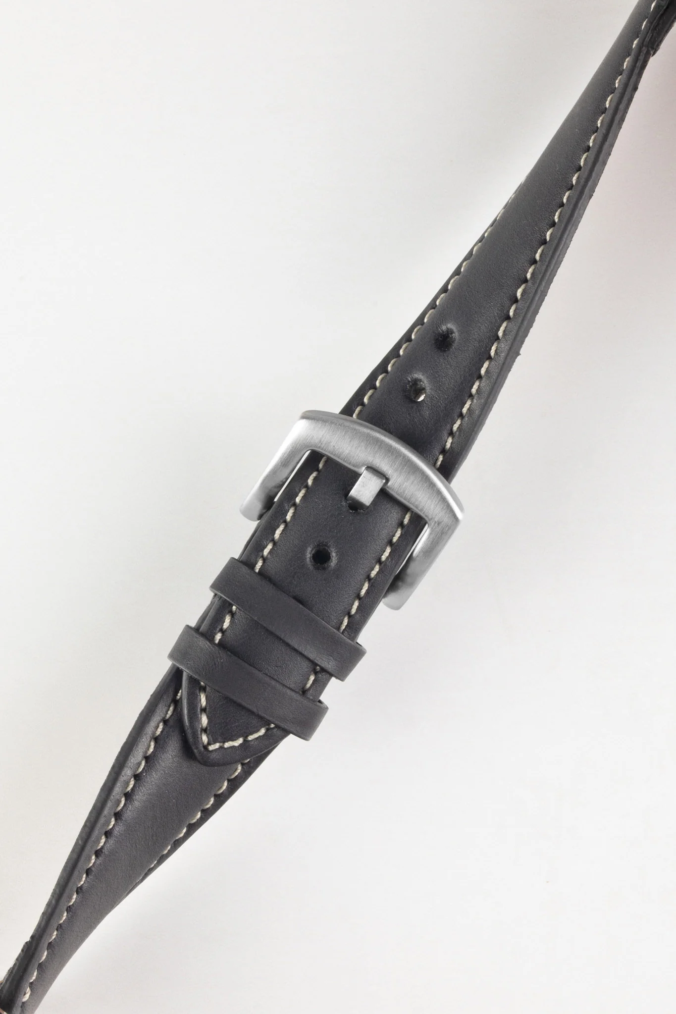Pebro CADW Padded Vintage Leather Watch Strap in BLACK - Image 4