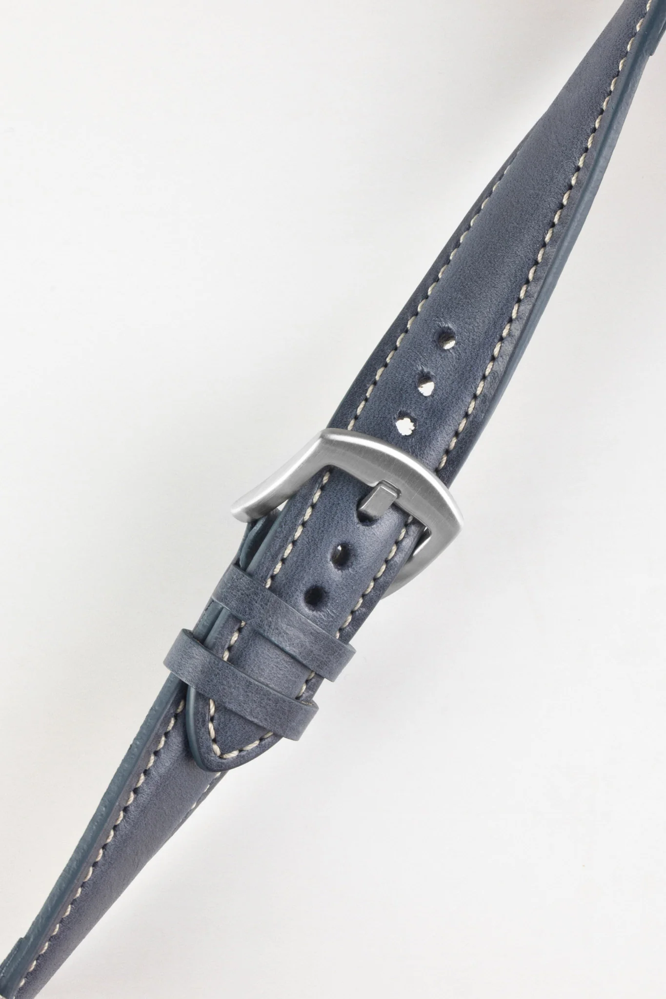 Pebro CADW Padded Vintage Leather Watch Strap in DARK BLUE - Image 3