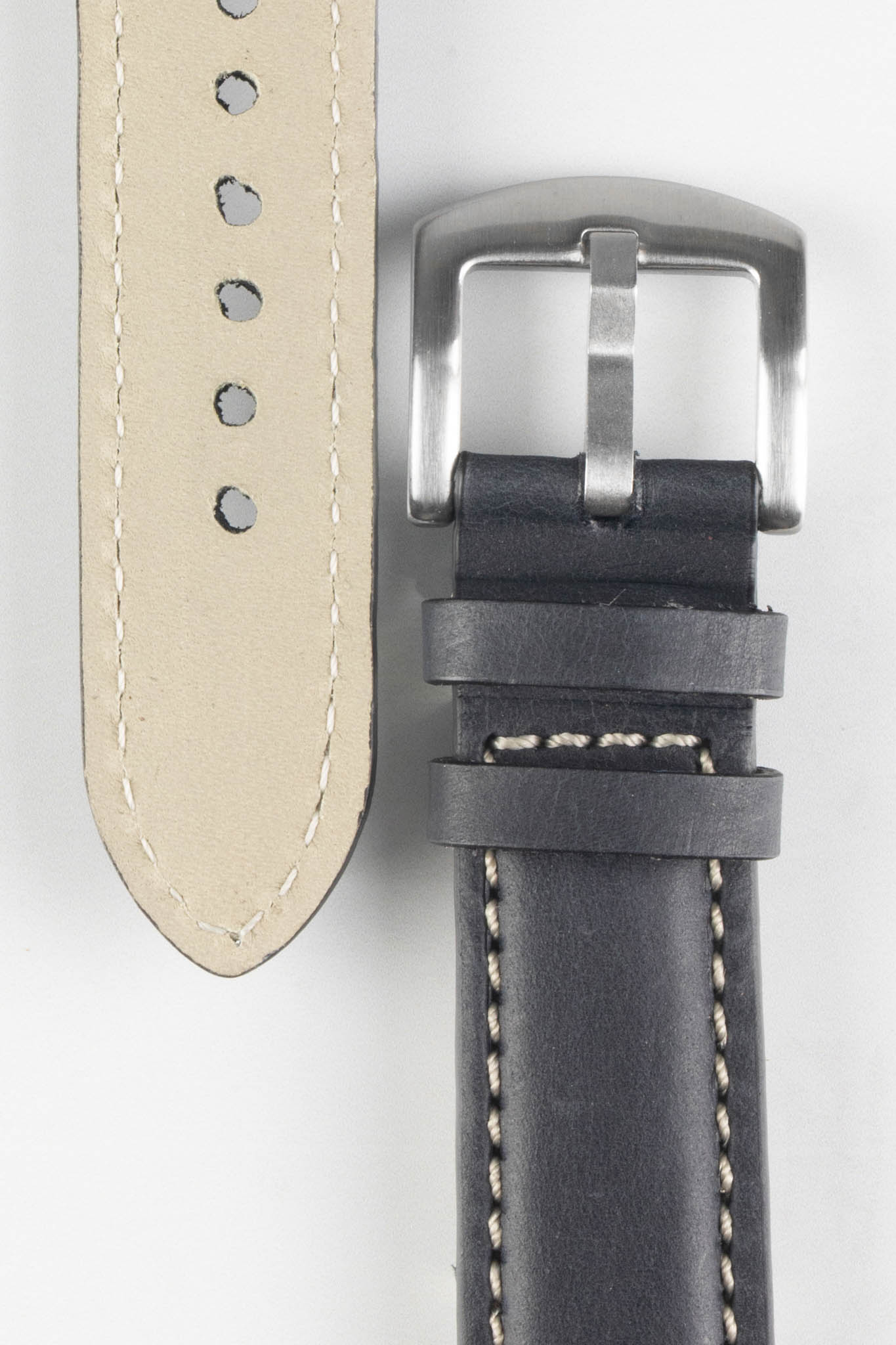 Pebro CADW XL Padded Vintage Leather Watch Strap in BLACK - Image 3