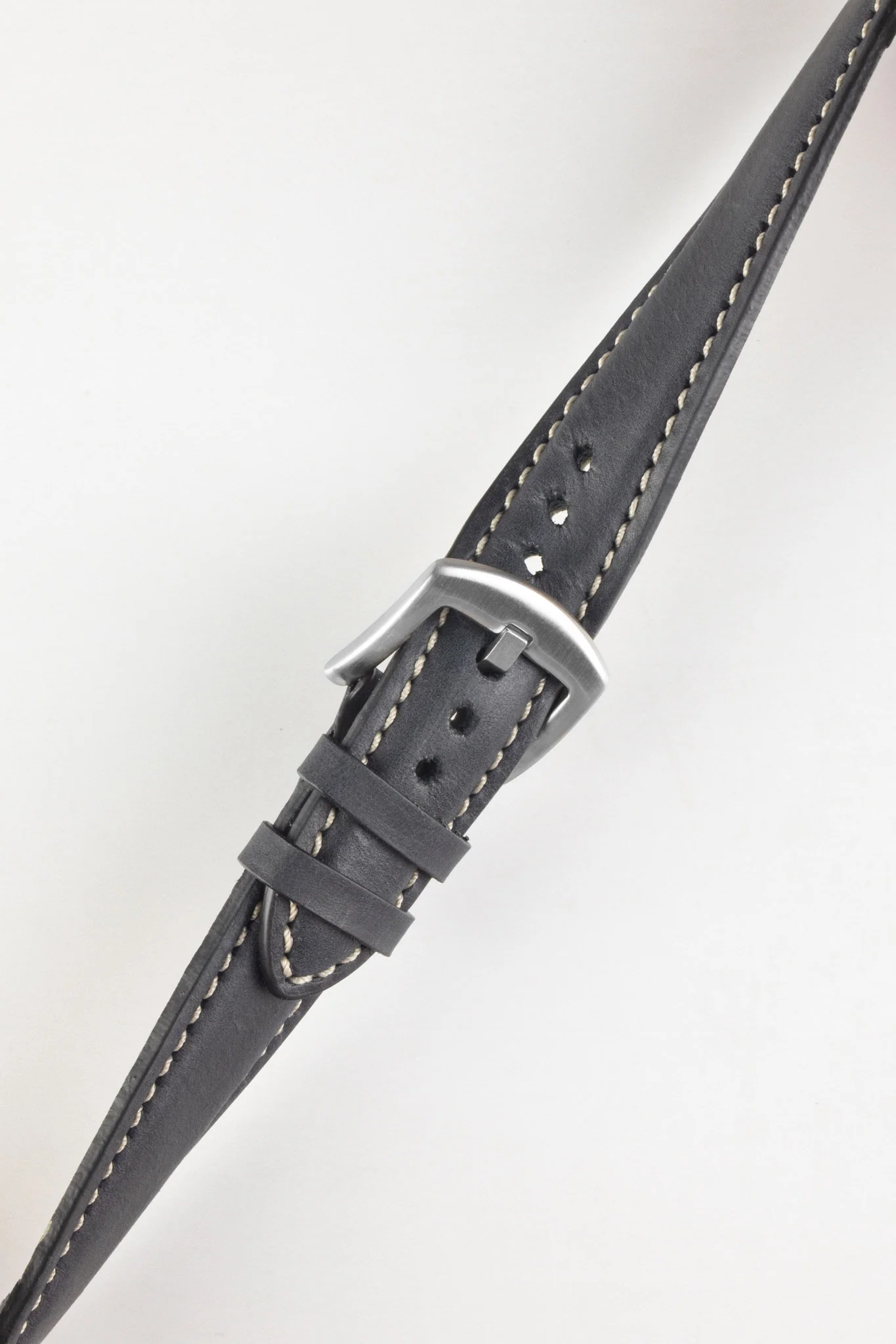 Pebro CADW XL Padded Vintage Leather Watch Strap in BLACK - Image 4