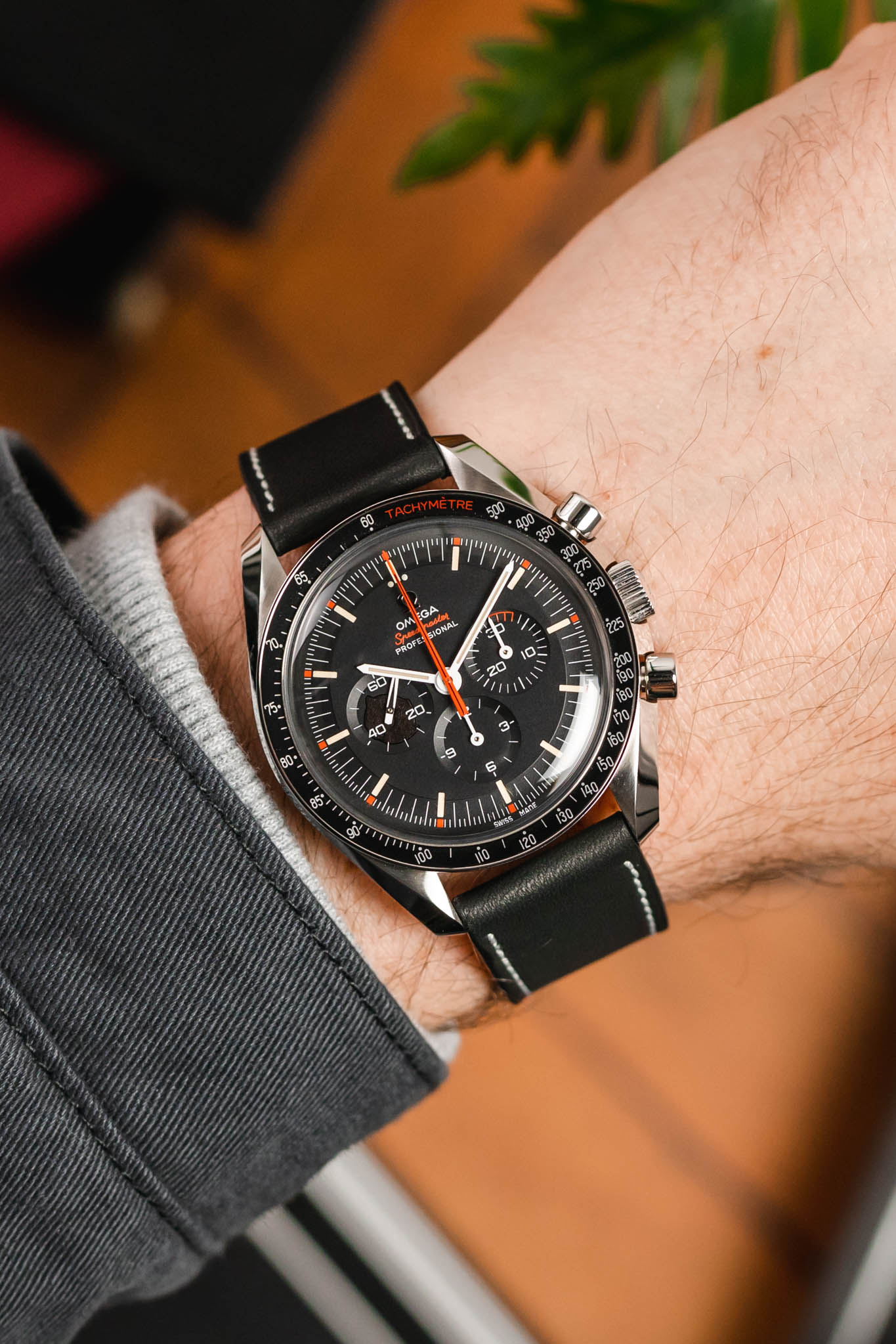 Pebro CLASSIC Unpadded Calfskin Leather Watch Strap in BLACK - Image 3