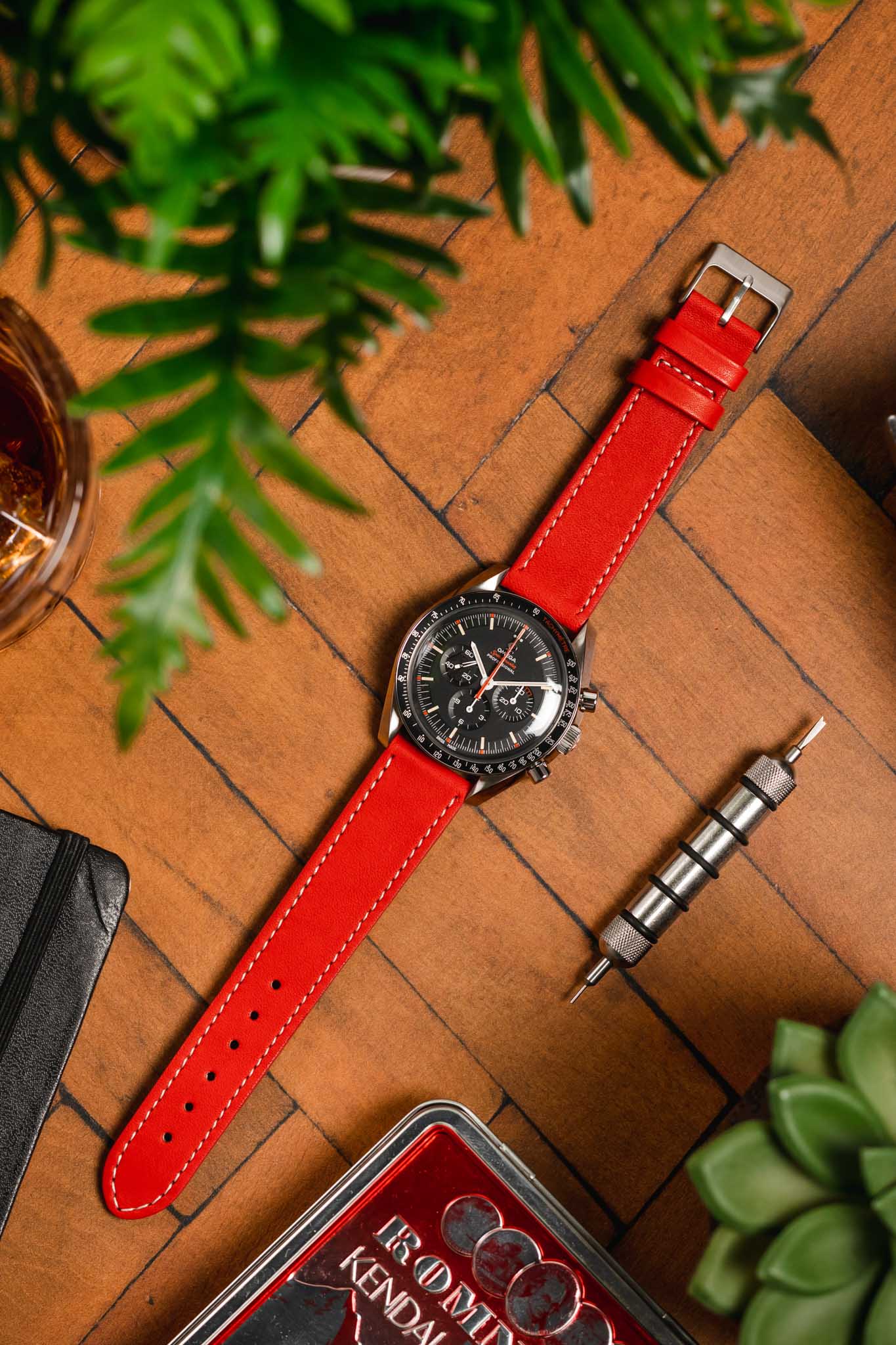 Pebro CLASSIC Unpadded Calfskin Leather Watch Strap in RED - Image 4