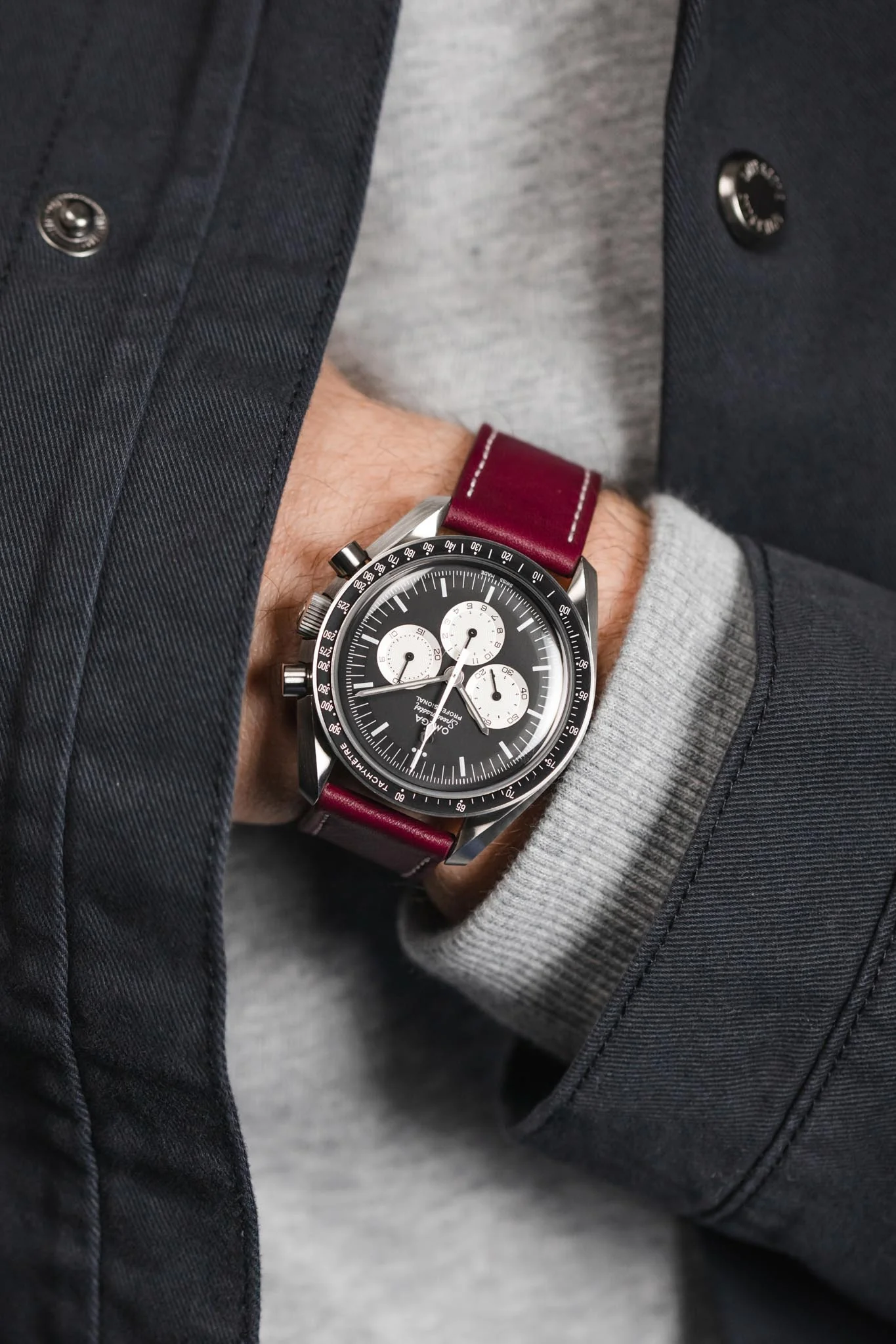 Pebro CLASSIC Unpadded Calfskin Leather Watch Strap in WINE RED - Image 6