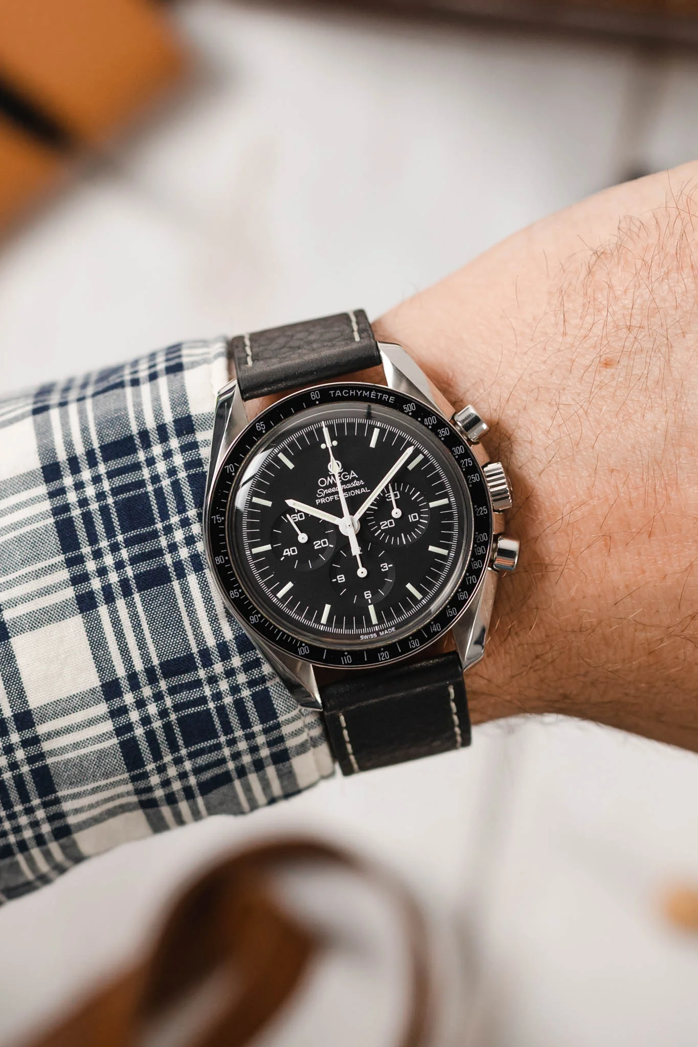 Pebro HALF-STITCH Calfskin Leather Watch Strap in BLACK - Image 2