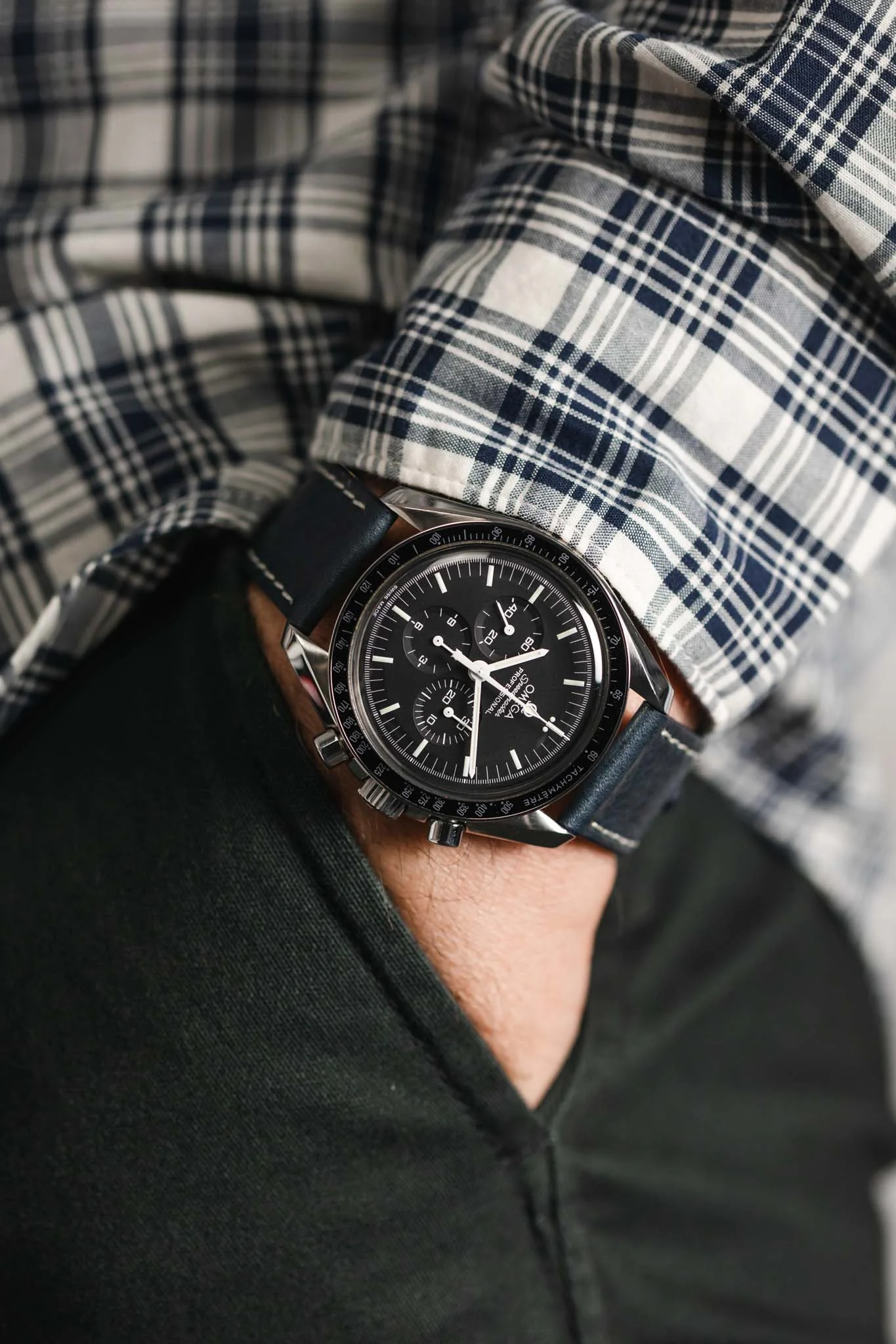 Pebro HALF-STITCH Calfskin Leather Watch Strap in NAVY BLUE - Image 6